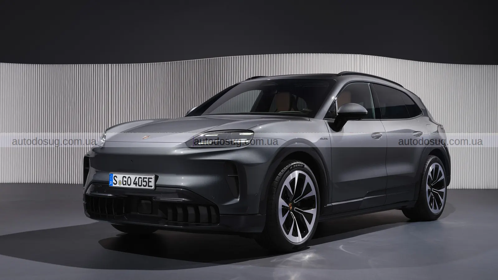 Porsche виходить на новий рівень та представляє Cayenne з електроприводом