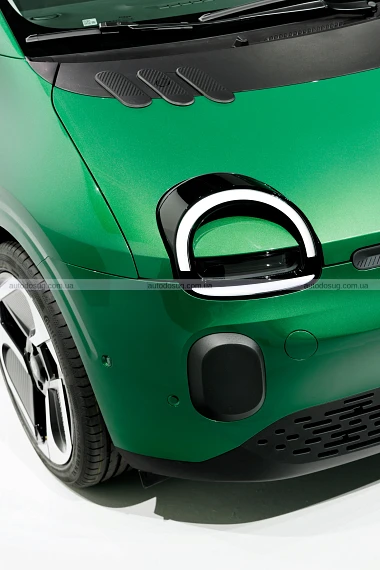 Renault Twingo EV має милий вигляд та серйозне повідомлення для Volkswagen