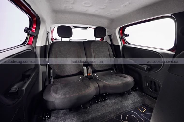 Renault Twingo EV має милий вигляд та серйозне повідомлення для Volkswagen