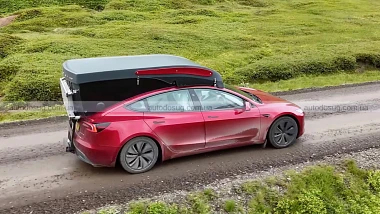 Tesla-тент, який зазнав фіаско, перетворився на найменший люксовий кемпер