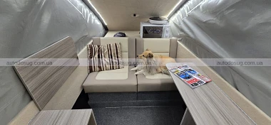 Tesla-тент, який зазнав фіаско, перетворився на найменший люксовий кемпер