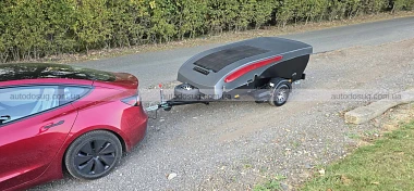 Tesla-тент, який зазнав фіаско, перетворився на найменший люксовий кемпер