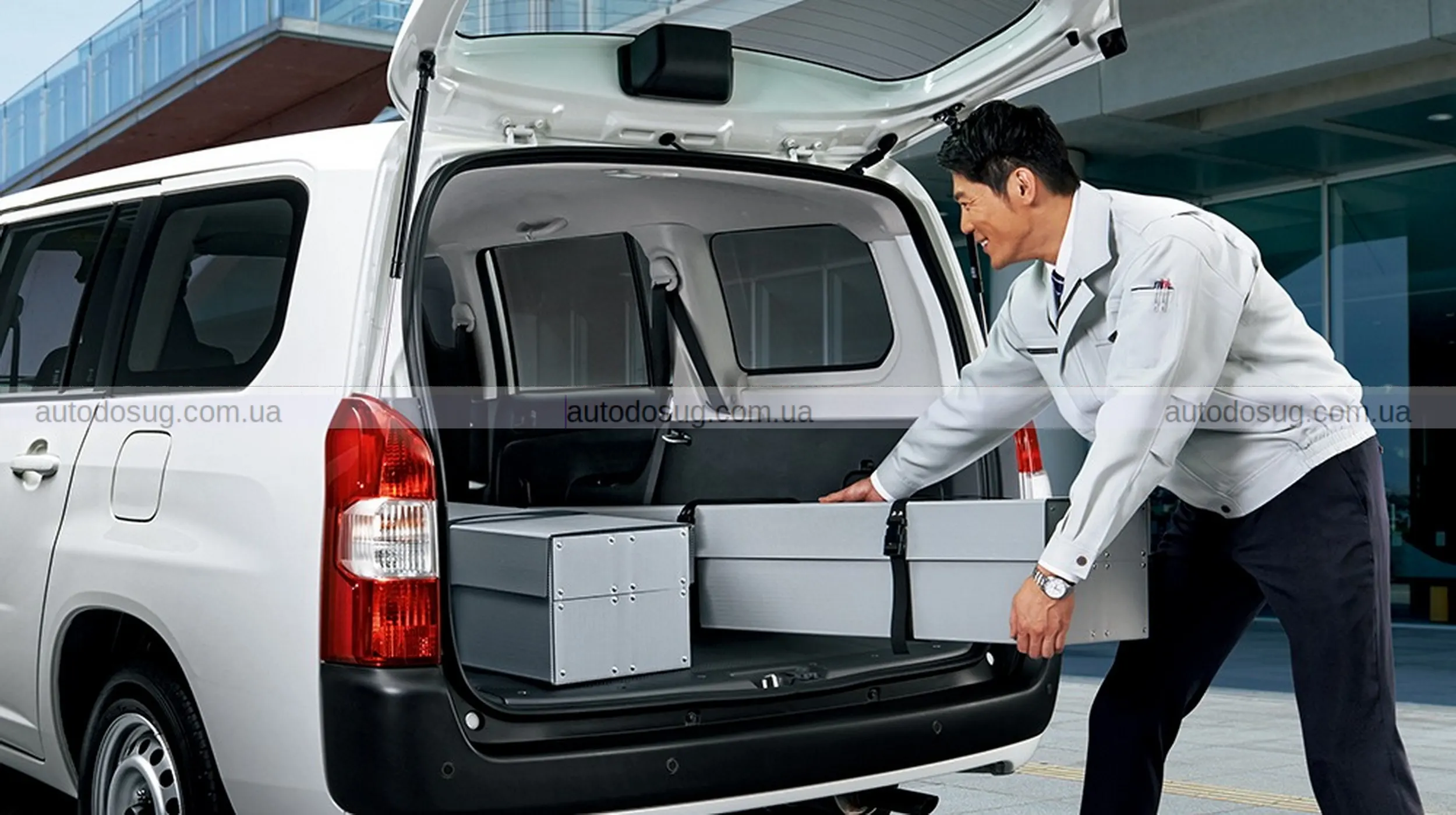 Toyota оновлює застарілий Probox