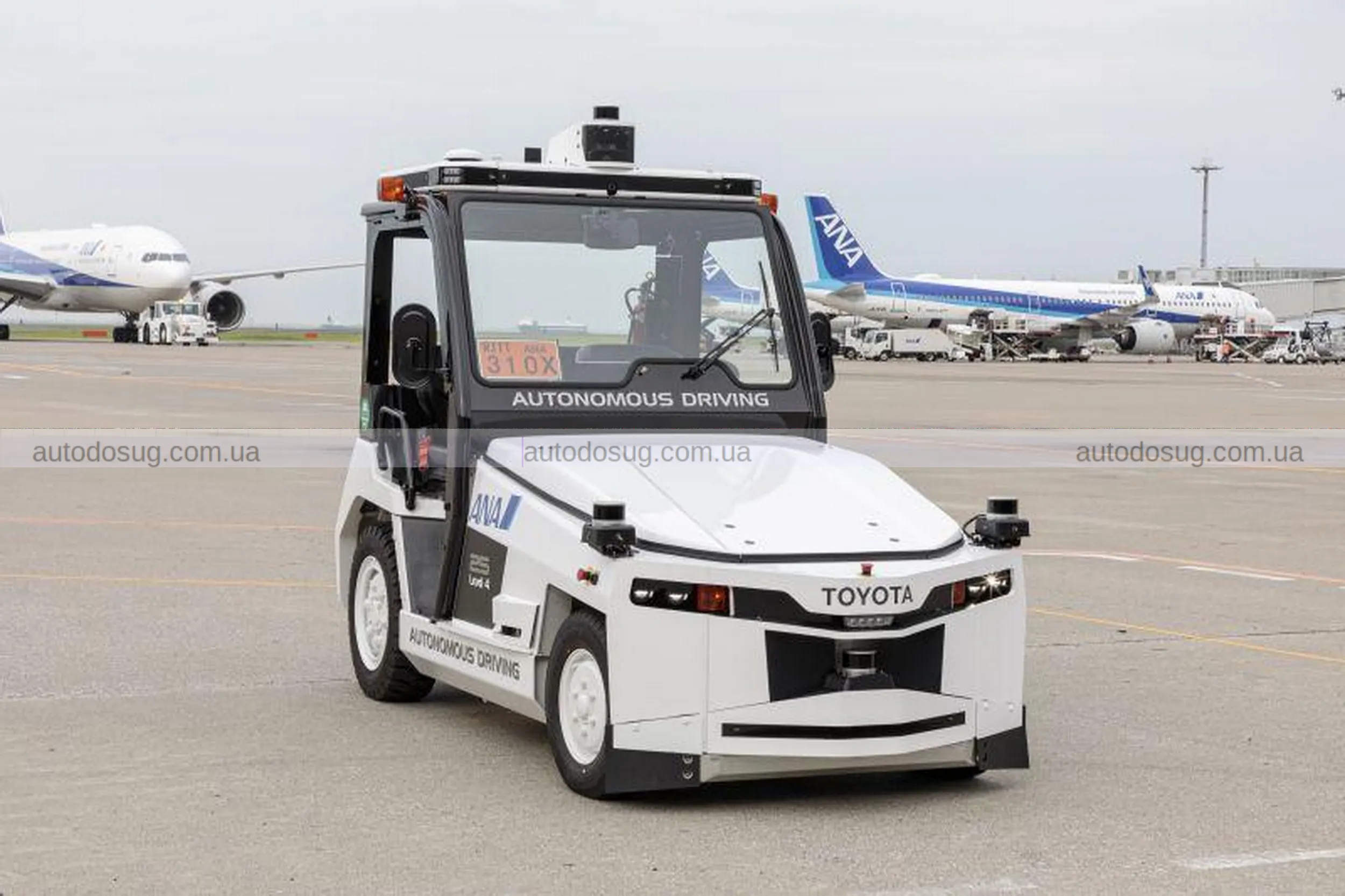 Безпілотні Toyota захоплюють найзавантаженіший аеропорт Японії