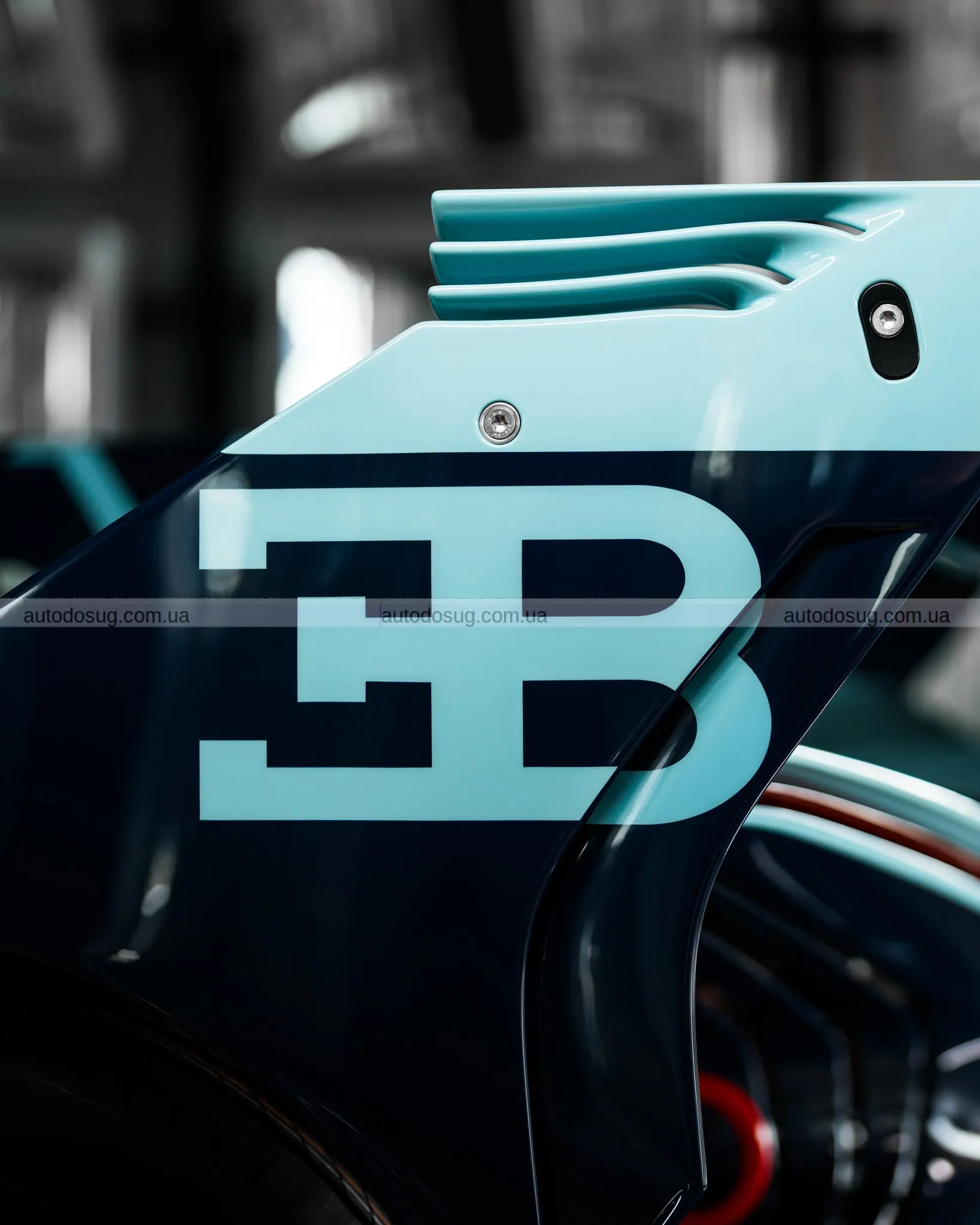 Було виготовлено лише 40 екземплярів Bugatti Bolide, і останній захоплює дух