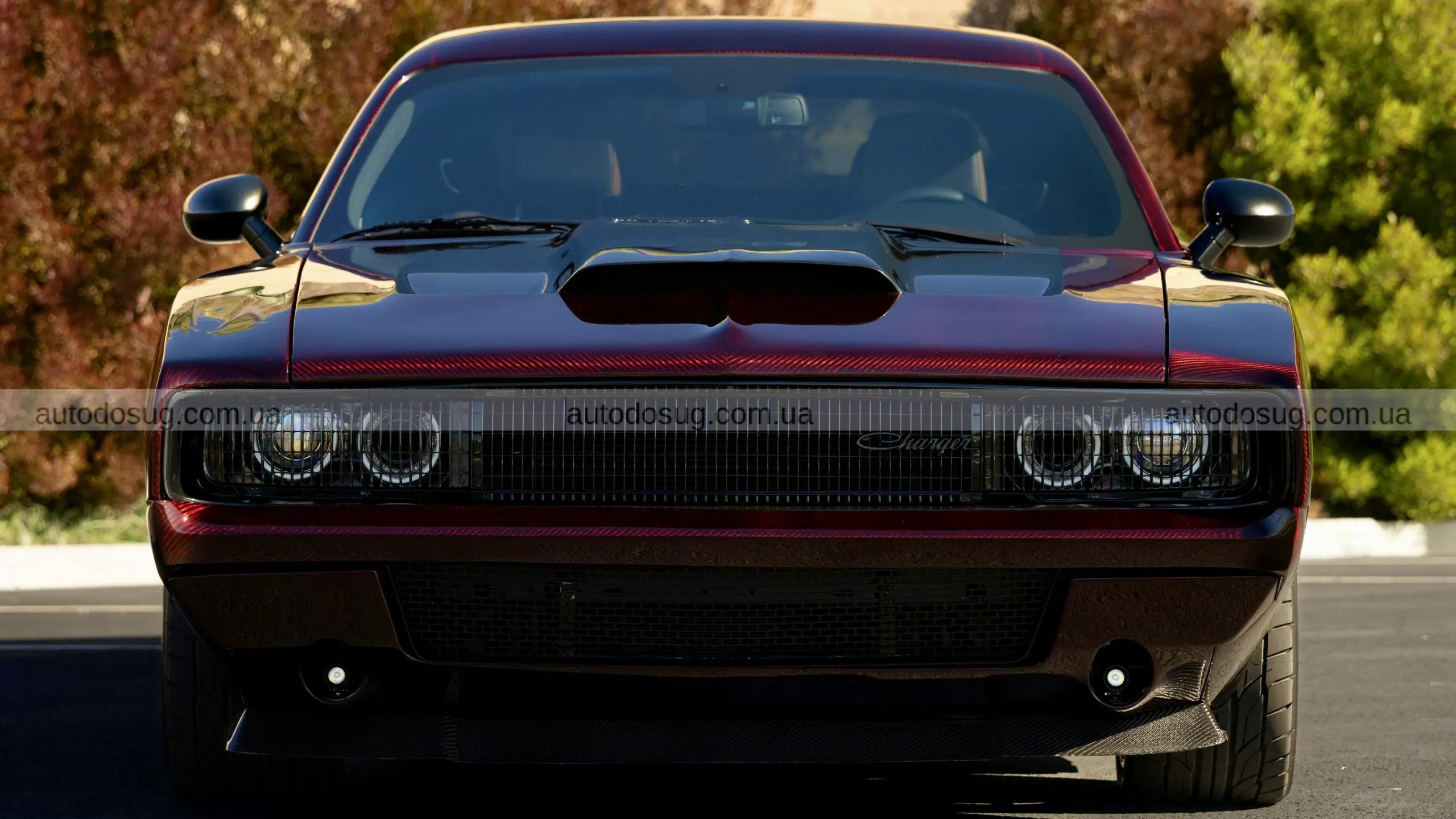 Dodge Hellcat показав карбон так, як його ще не бачили