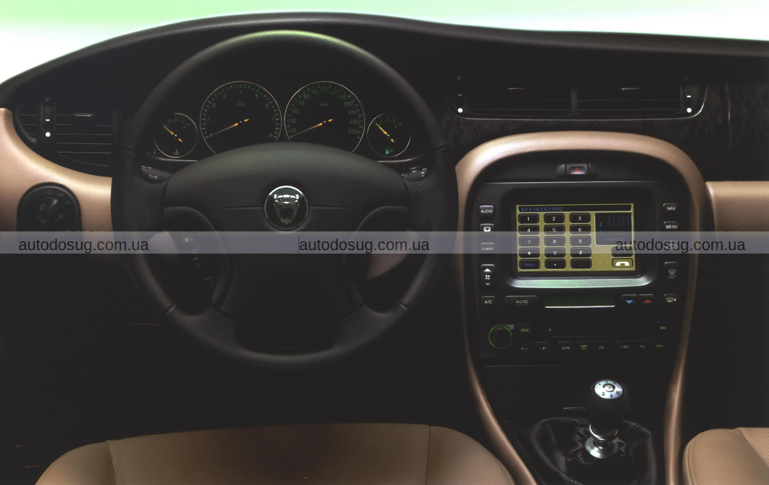 Jaguar перевтілюється у химерний експеримент і шокує незвичним тюнінгом