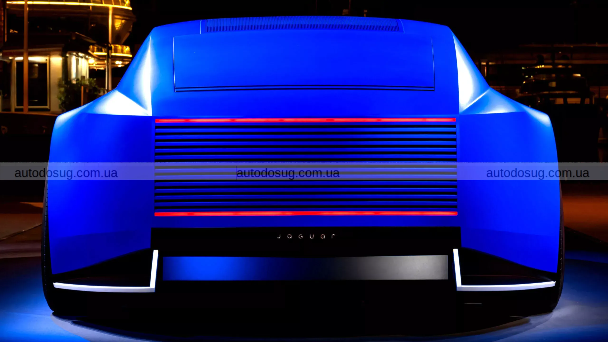 Jaguar робить ставку на дорогі електрокари й відмовляється від «гонки з BMW»