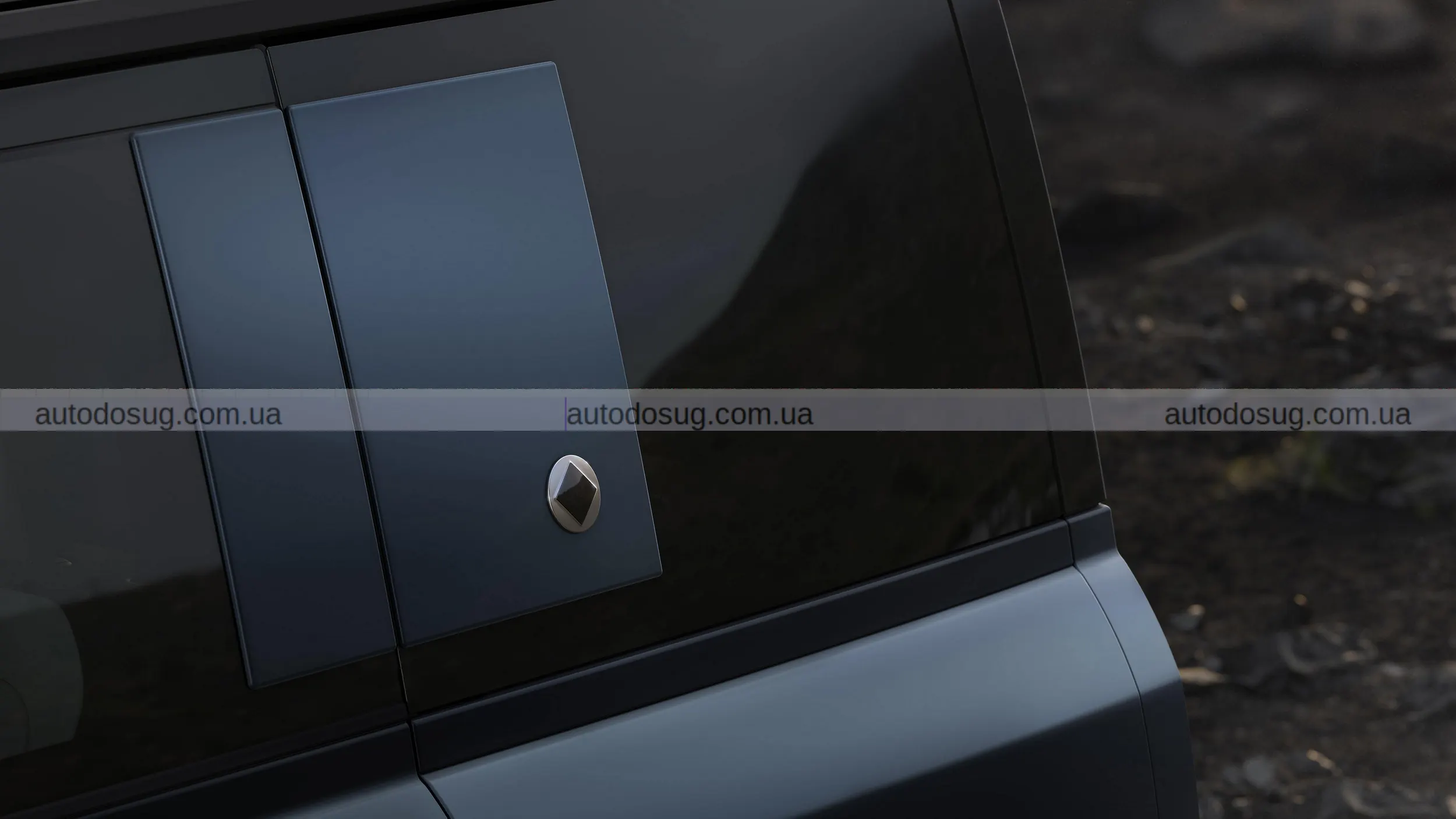 Land Rover Classic пропонує Defender V8 у стилі Octa