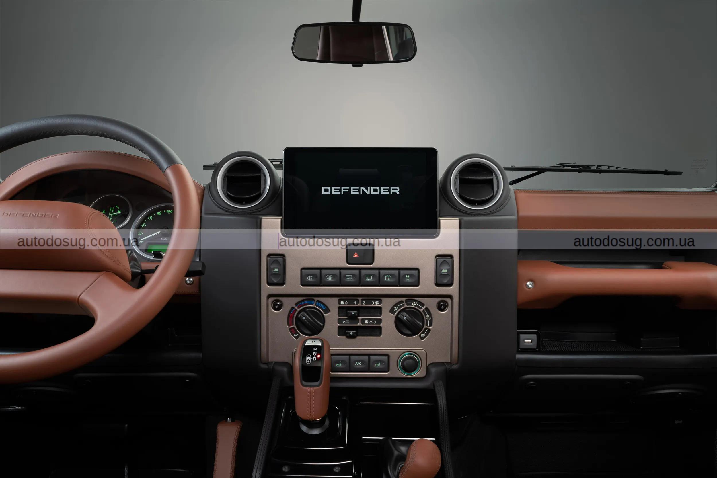 Land Rover Classic пропонує Defender V8 у стилі Octa