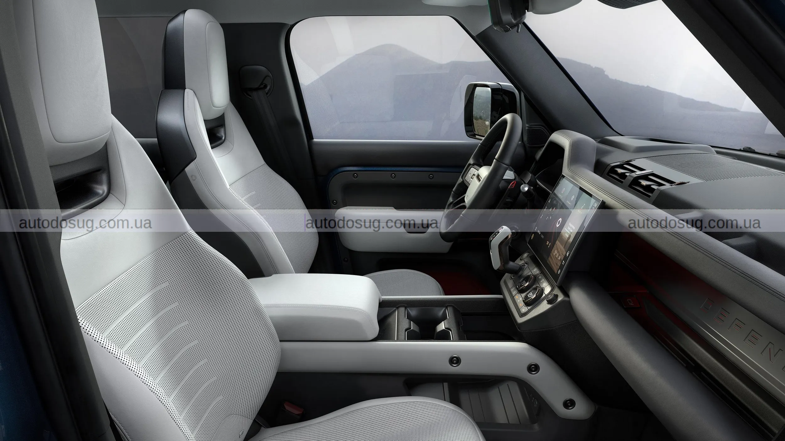 Land Rover Classic пропонує Defender V8 у стилі Octa