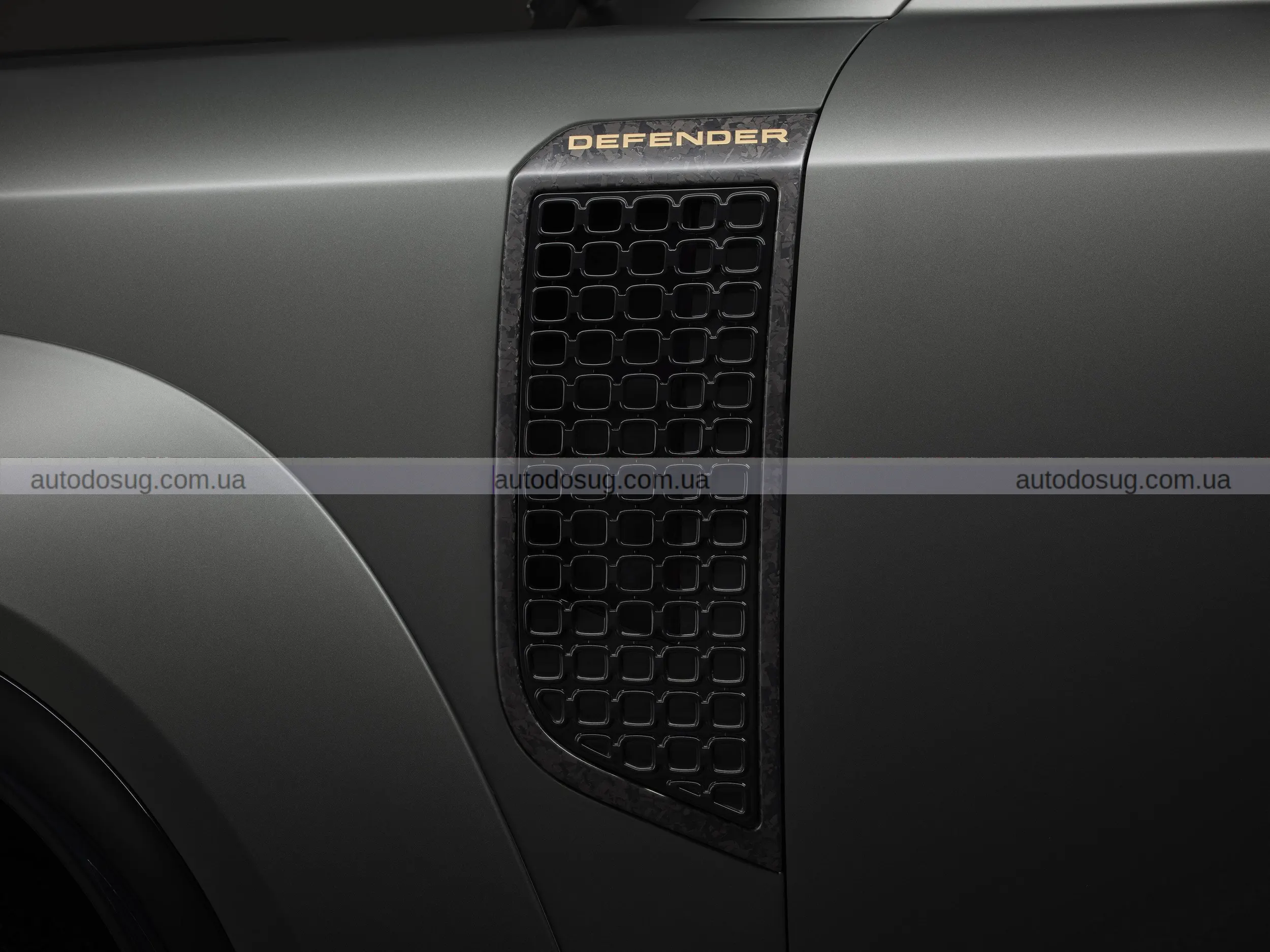 Land Rover Classic пропонує Defender V8 у стилі Octa