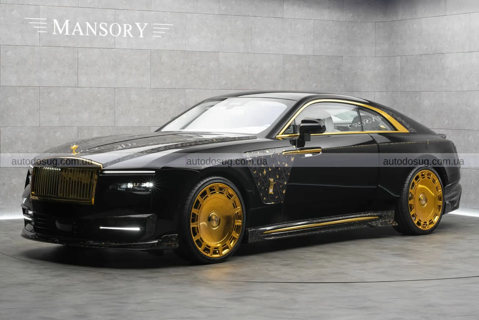 Mansory додав зовнішні динаміки, бо EV був надто тихим