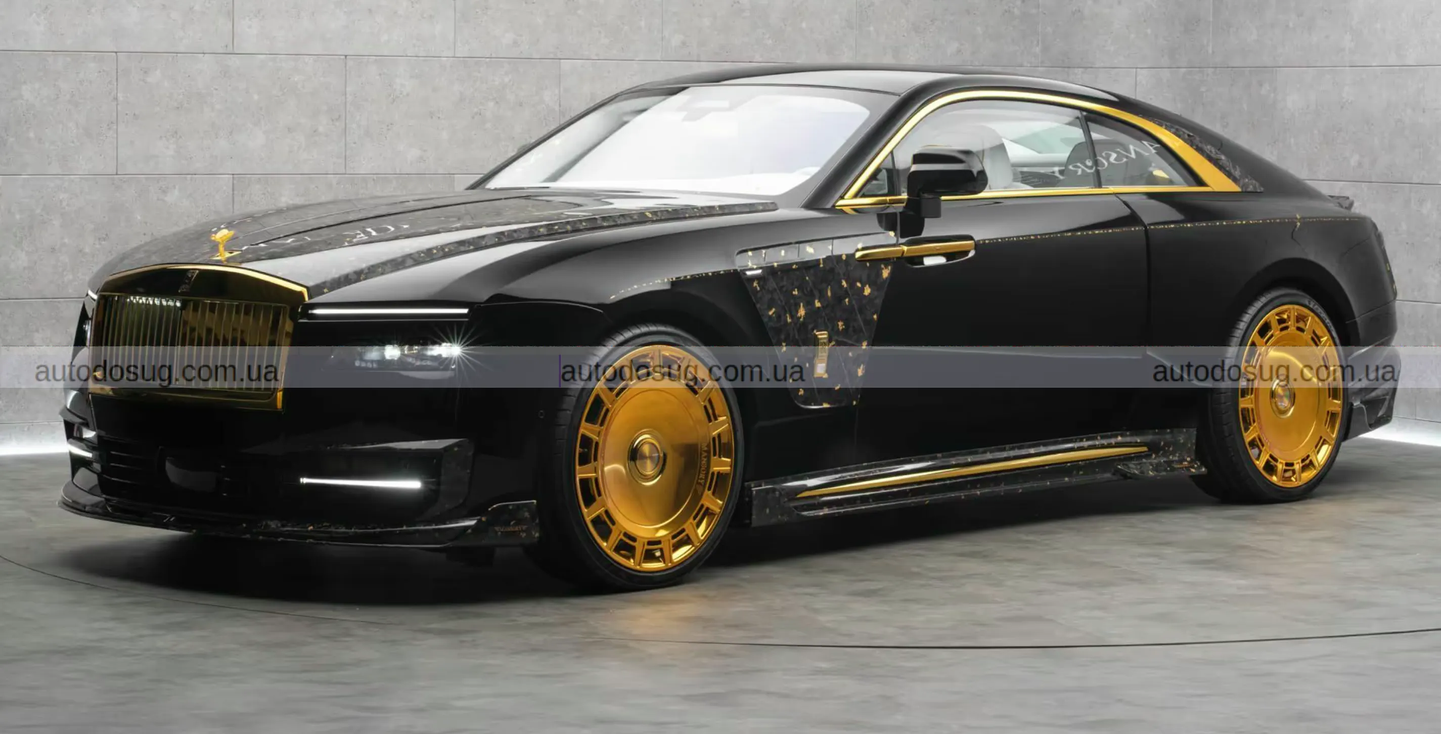 Mansory додав зовнішні динаміки, бо EV був надто тихим