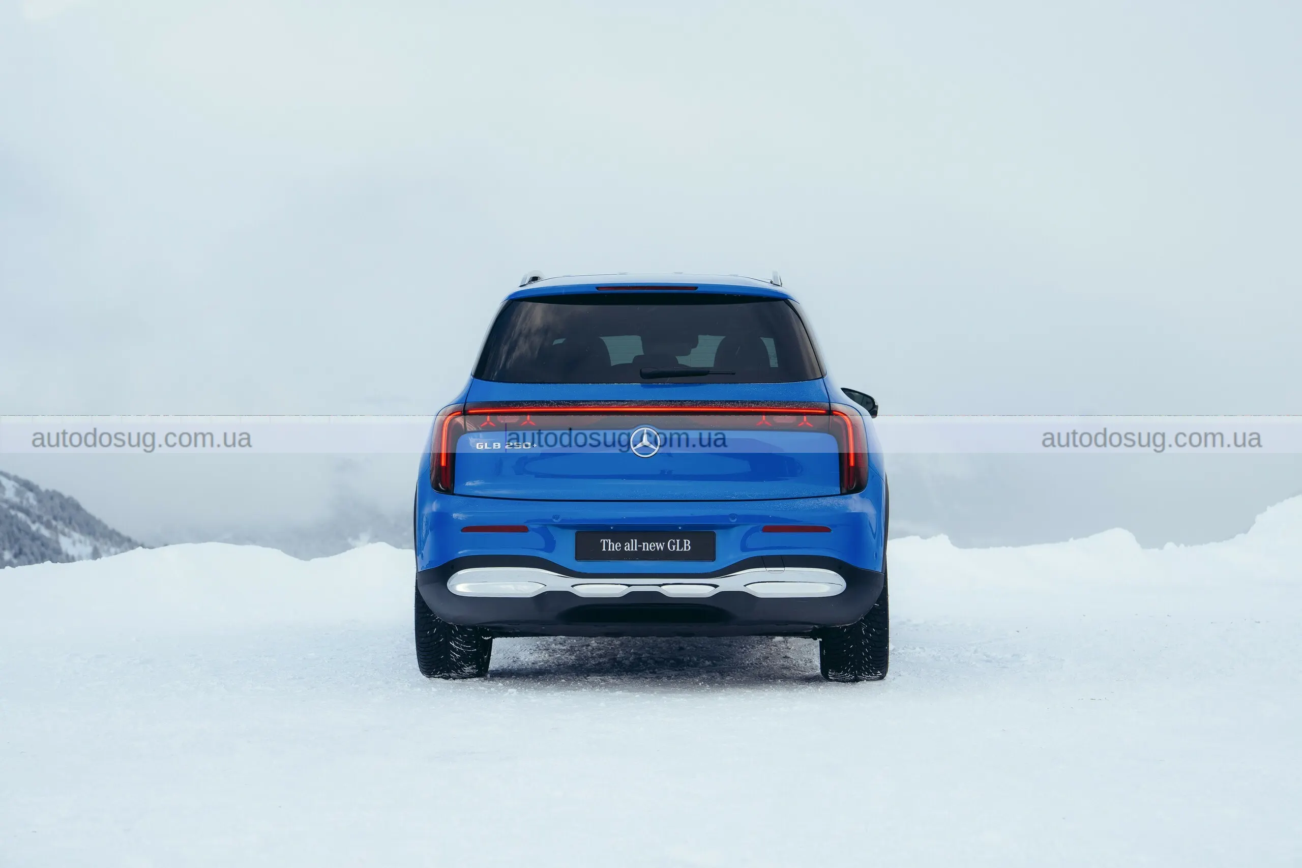 Mercedes перетворює GLB на електрокар і відкриває нову еру у компактних SUV