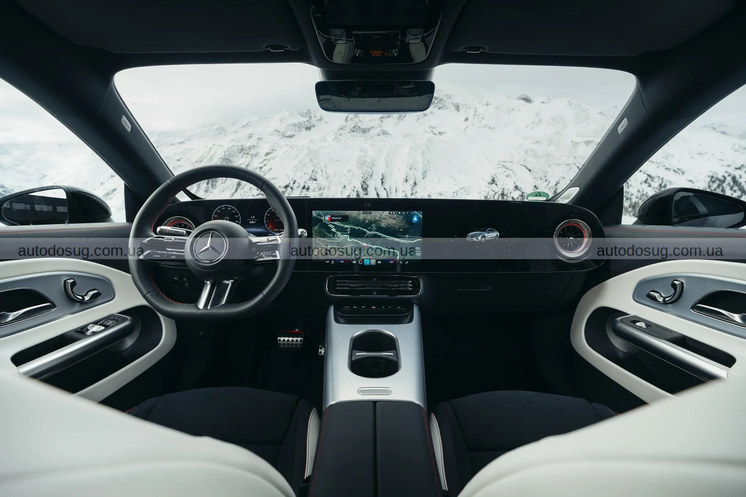 Mercedes презентував CLA Hybrid з не зовсім німецьким серцем