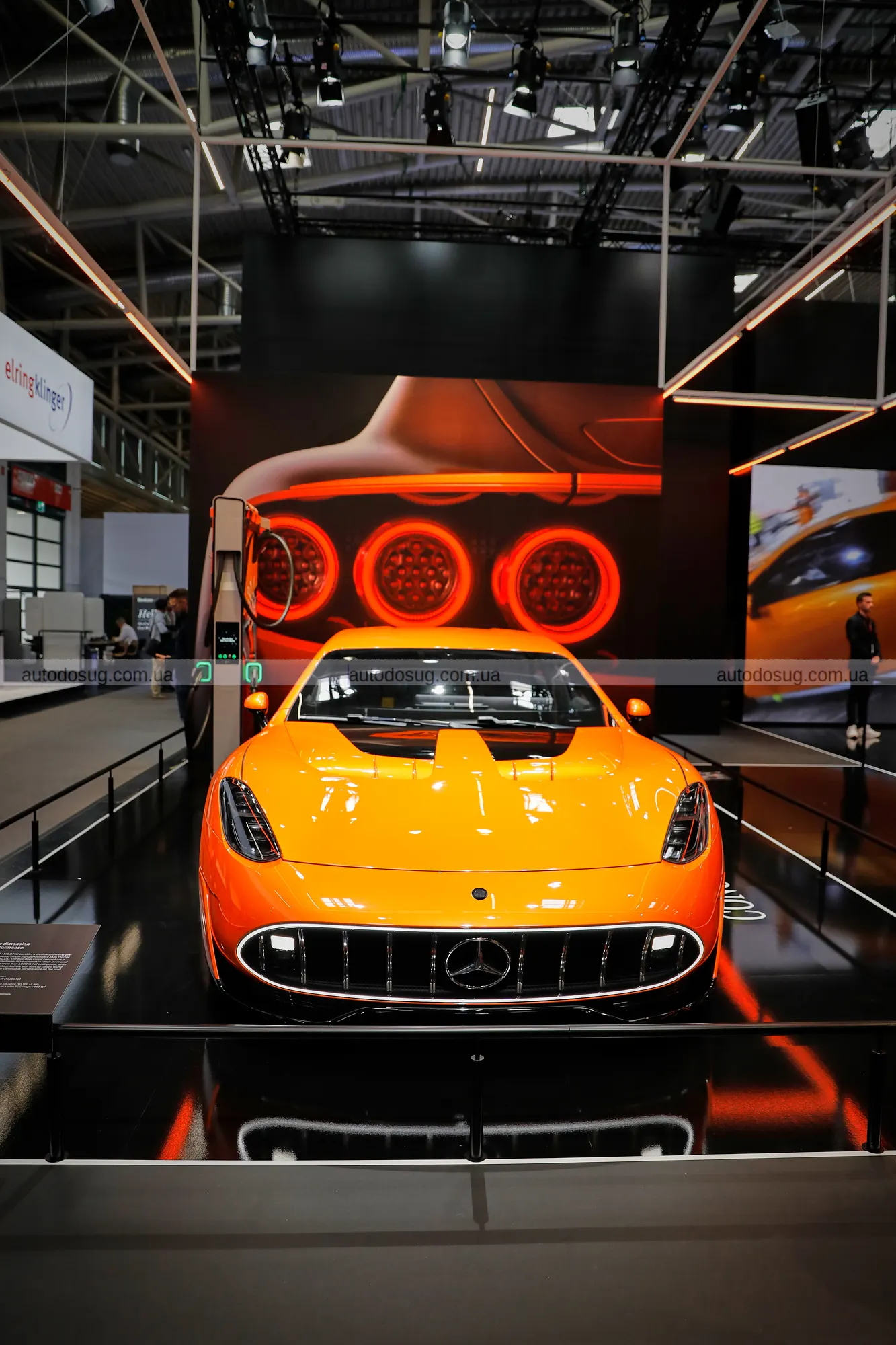 Mercedes стверджує, що його нова технологія електромобілів відмовиться від задніх гальм