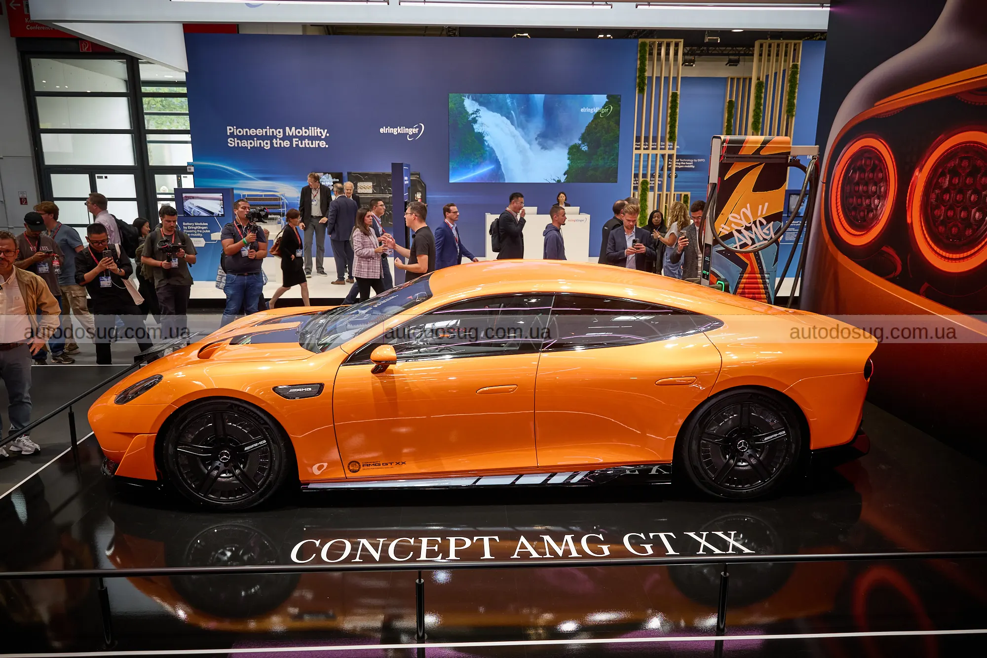 Mercedes стверджує, що його нова технологія електромобілів відмовиться від задніх гальм