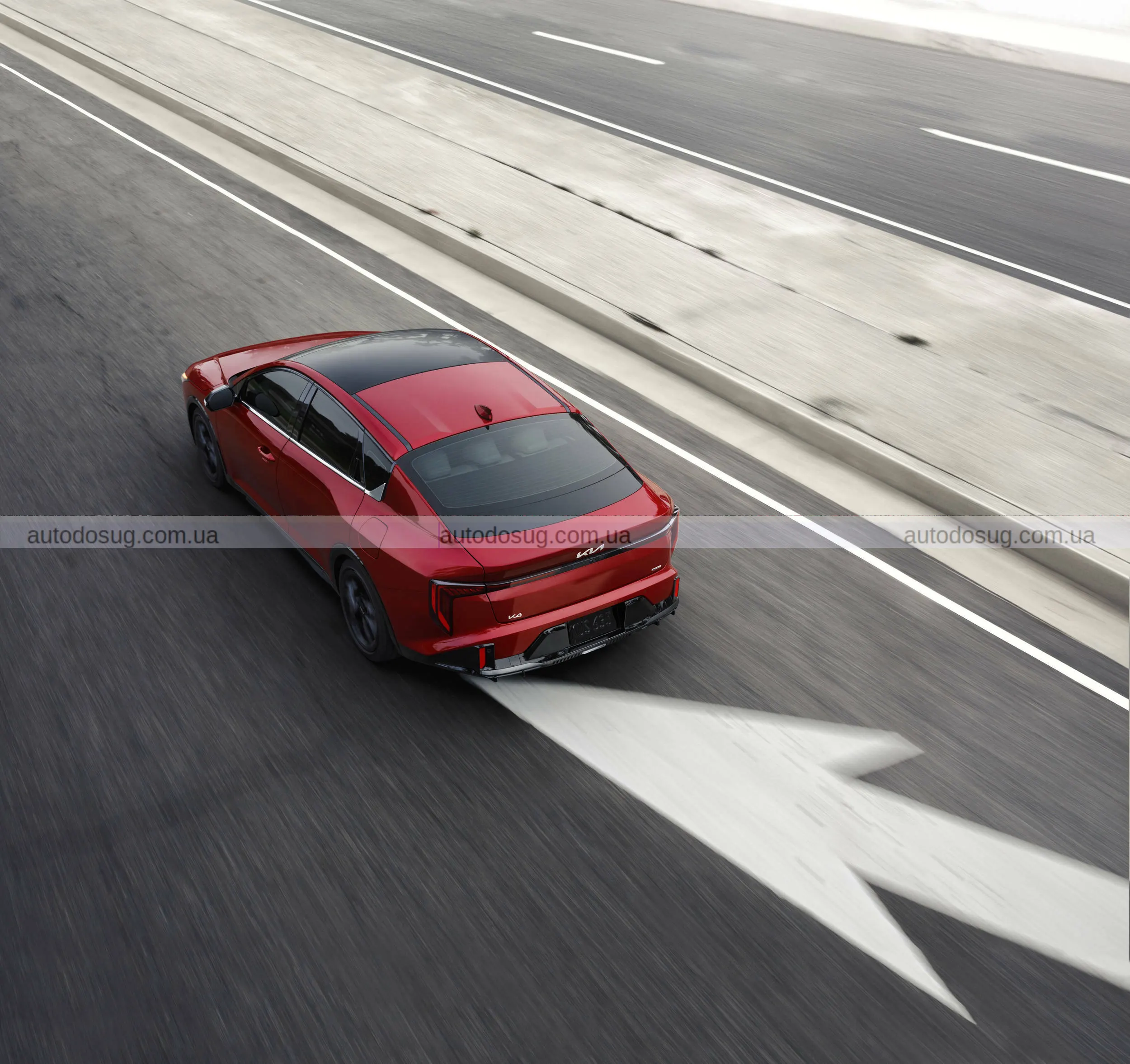 Найпопулярніший седан Kia K4 став трохи дорожчим у 2026 модельному році