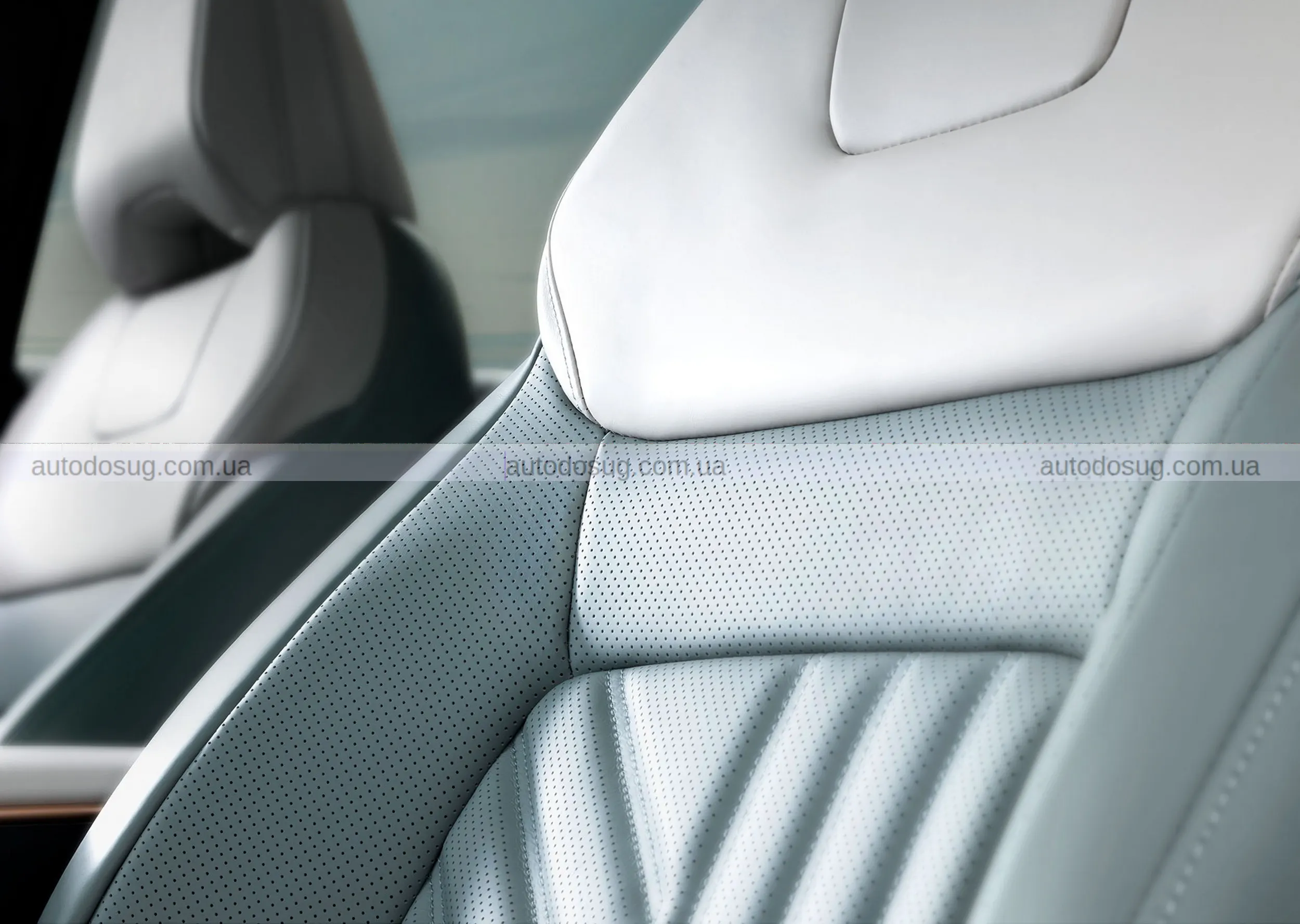 Nissan Ariya отримує новий ніс, колеса та оновлені кольори