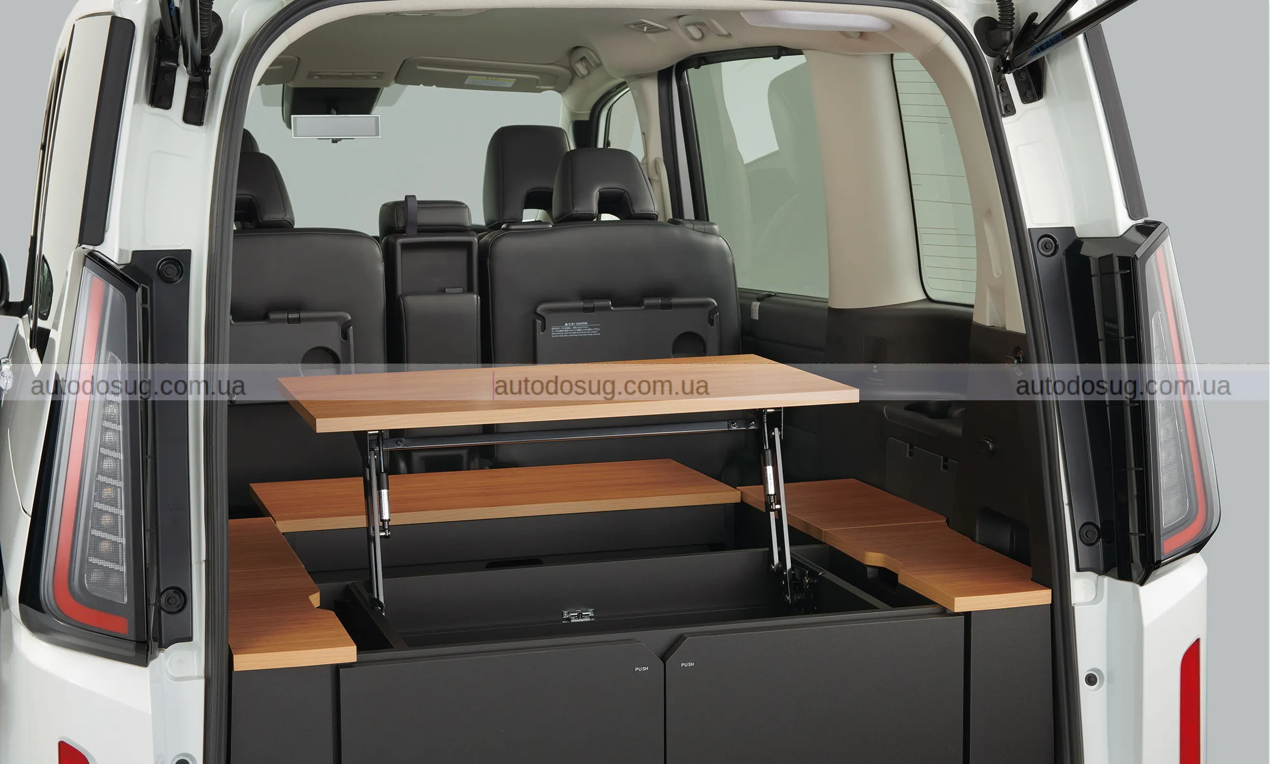 Nissan Serena отримала несподіваний стильний апгрейд