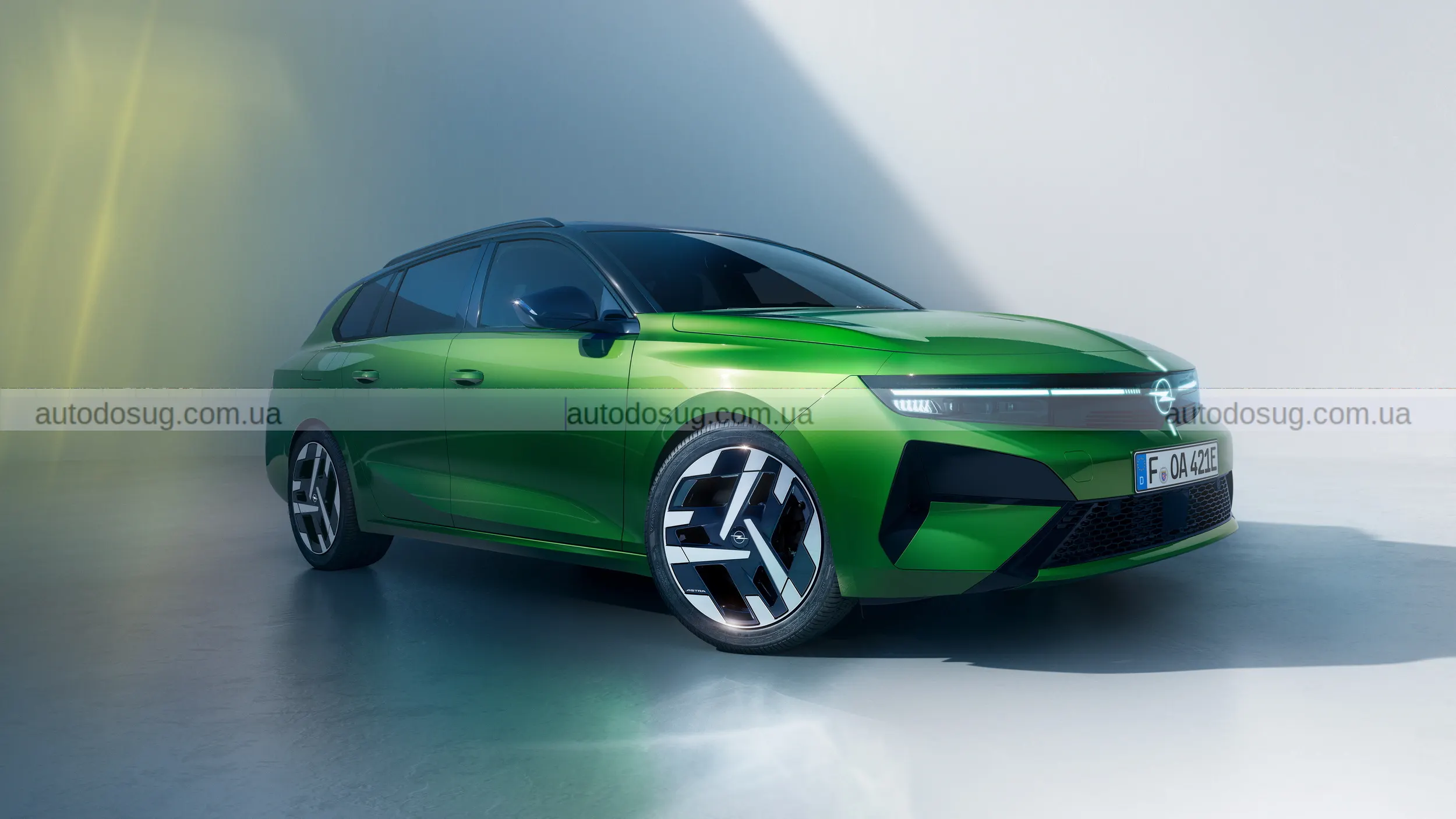 Opel доводить, що хетчбеки ще можуть вражати