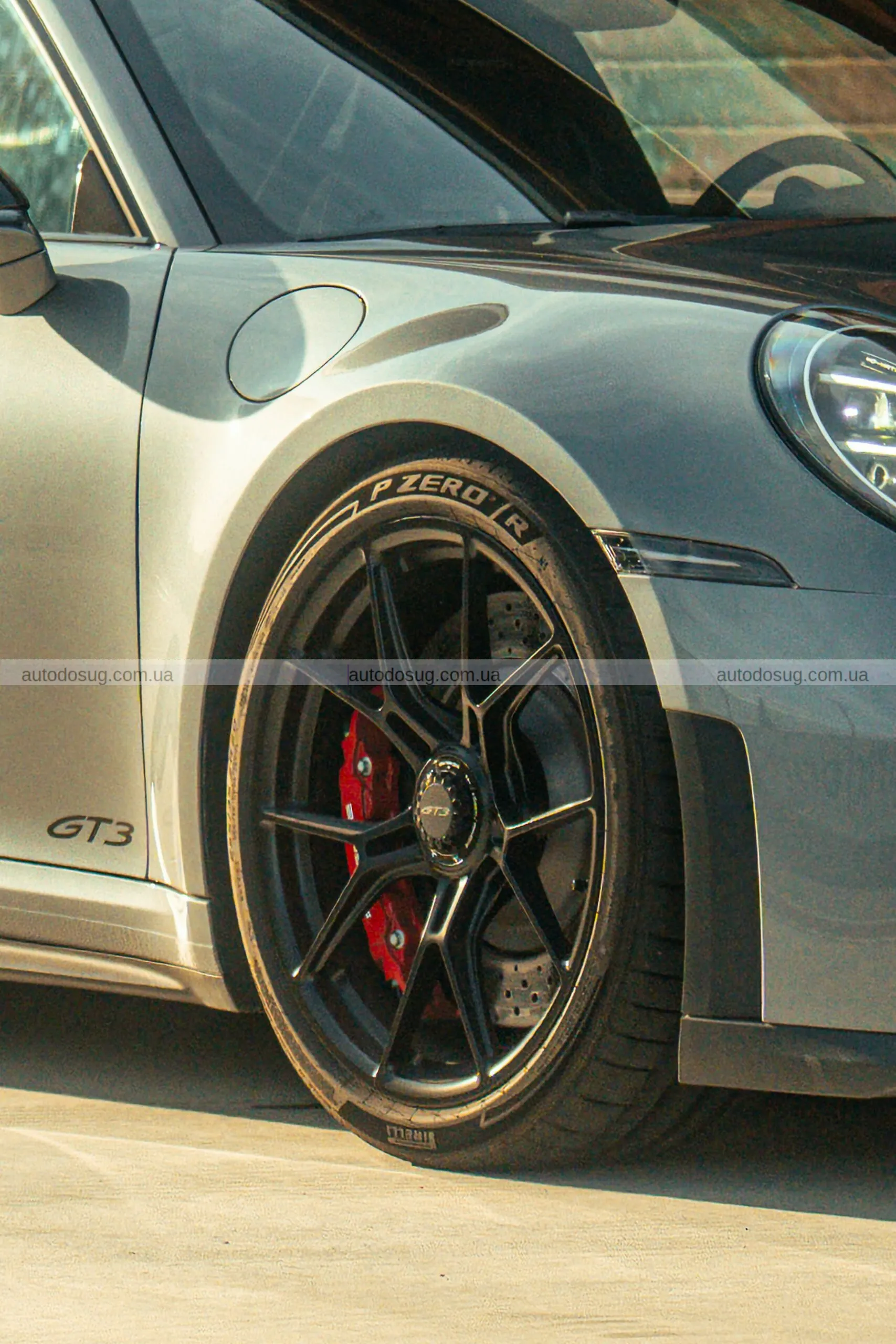 Pirelli підготувала персональні шини для GT3