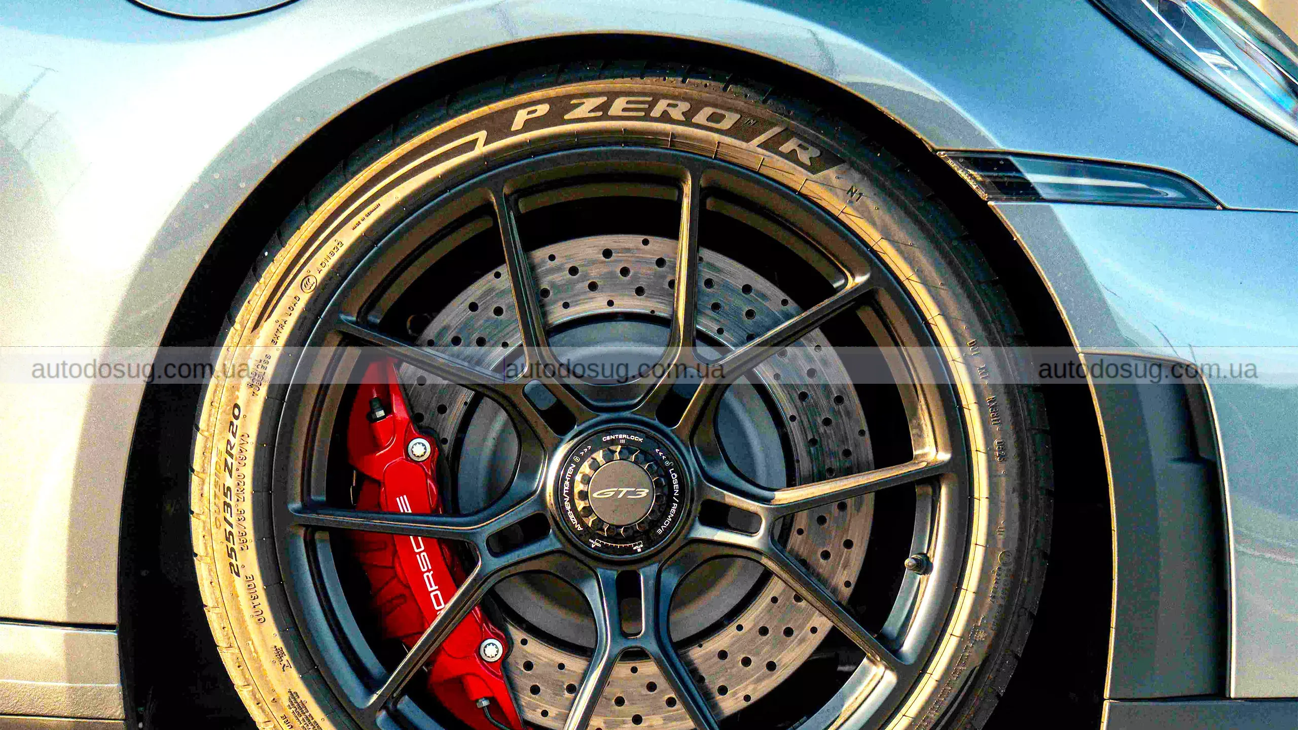 Pirelli підготувала персональні шини для GT3