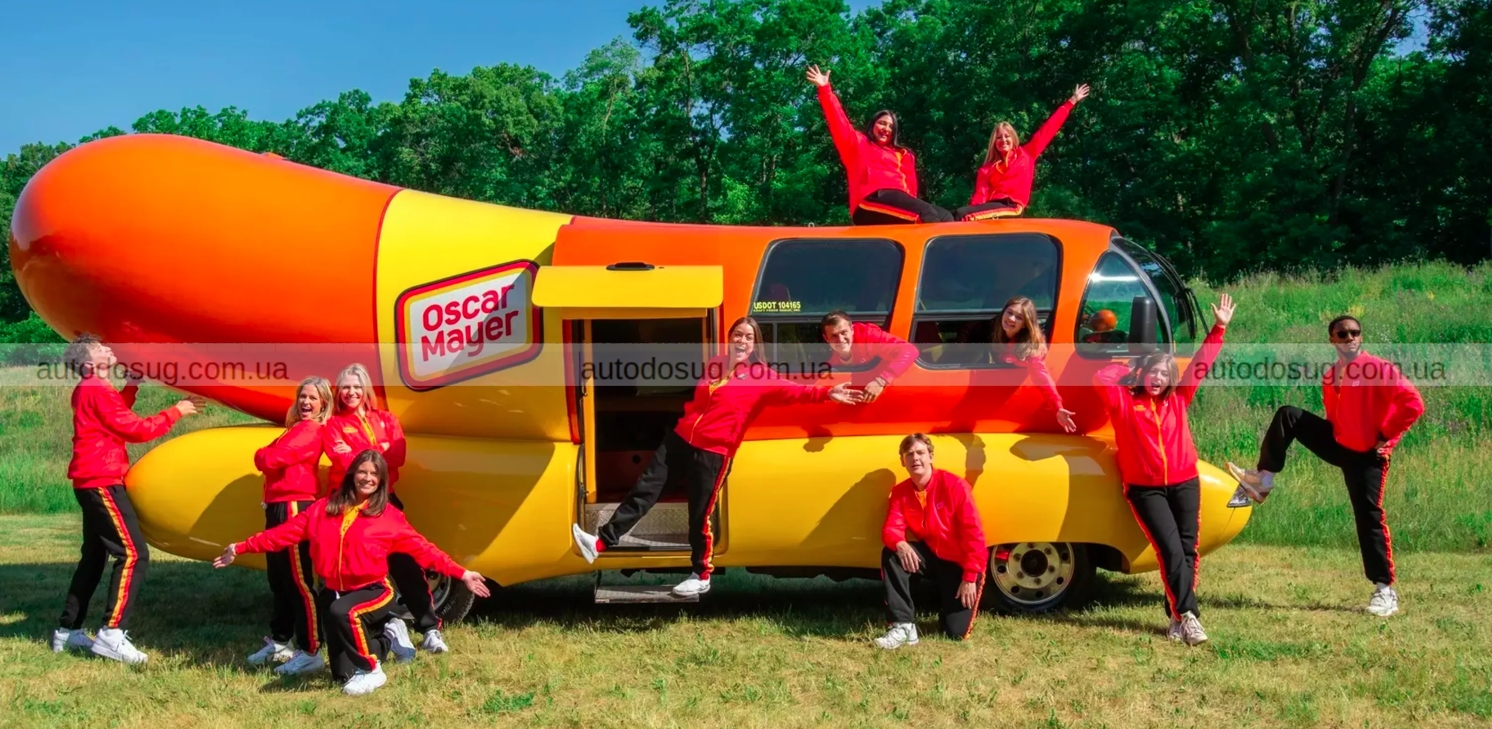 Робота мрії на колесах: платять за рік у супроводі хот-дога