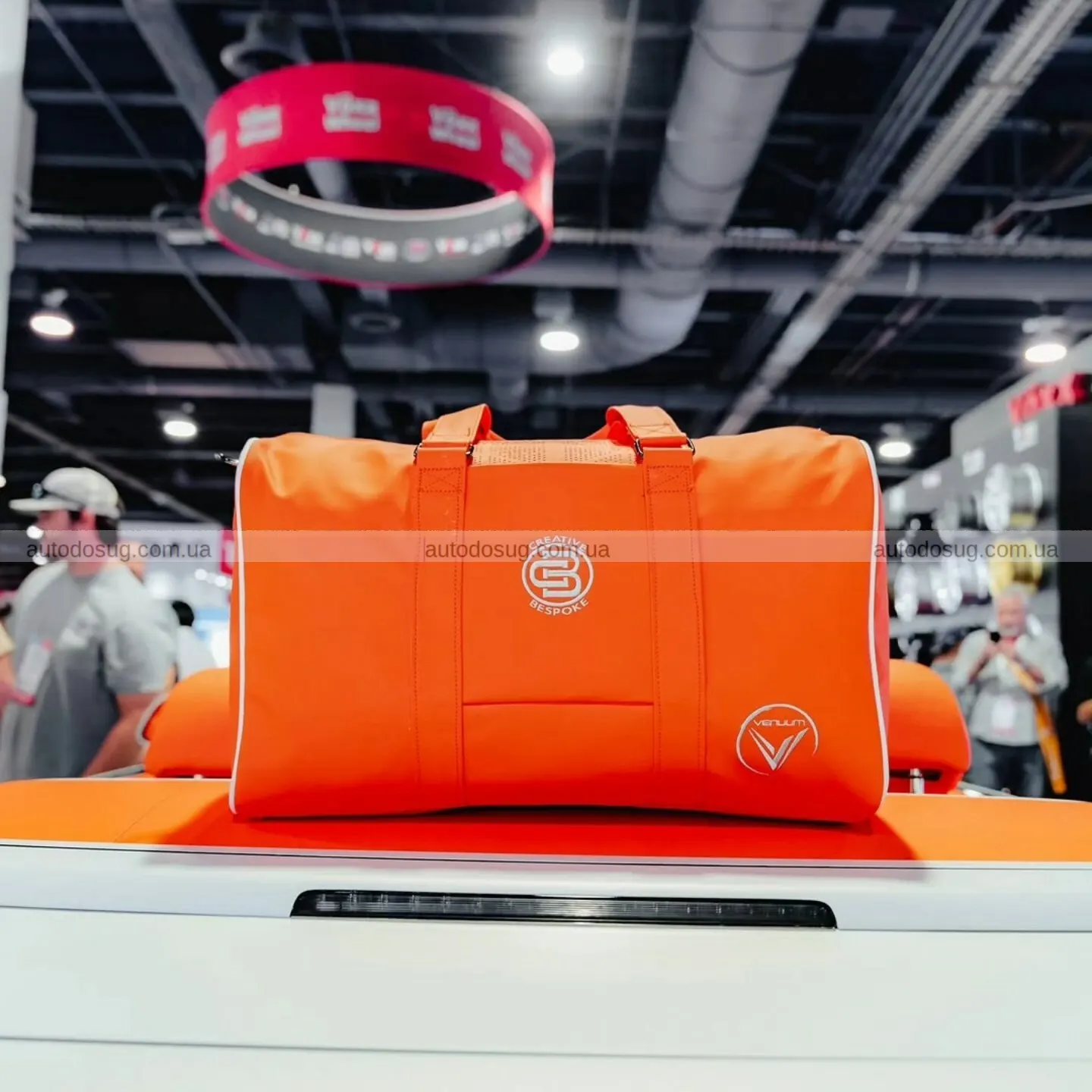 Rolls-Royce Dawn Venuum перетворив класичну розкіш у радикальний арт-об’єкт