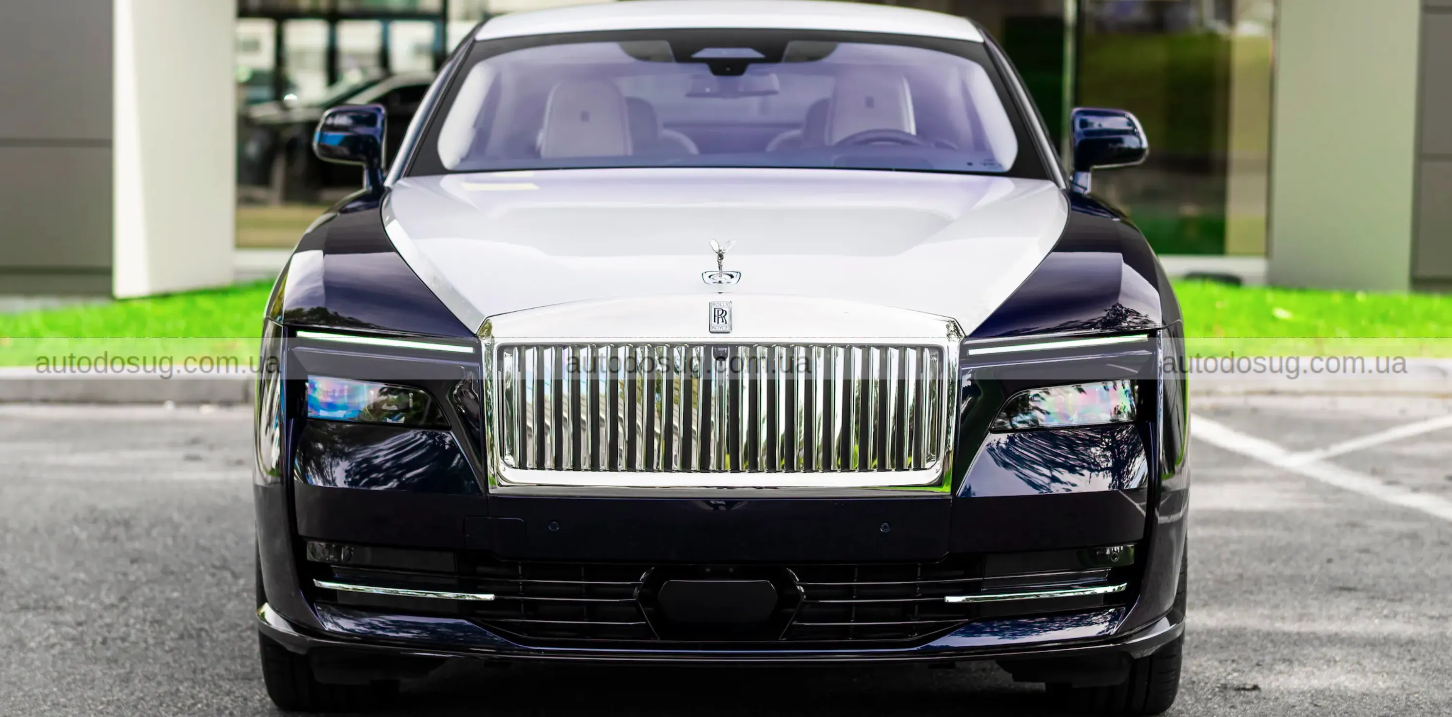 Rolls-Royce Spectre падає у вартості і ставить під сумнів сенс інвестувати в люксове EV
