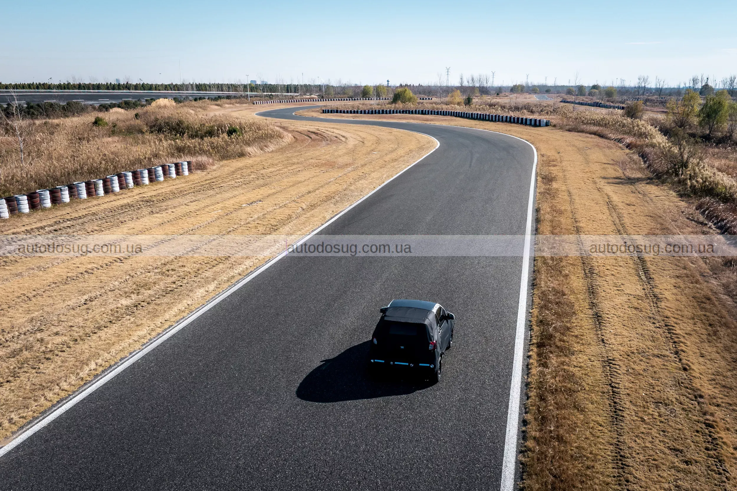 Smart знову виходить у сегмент крихітних електрокарів