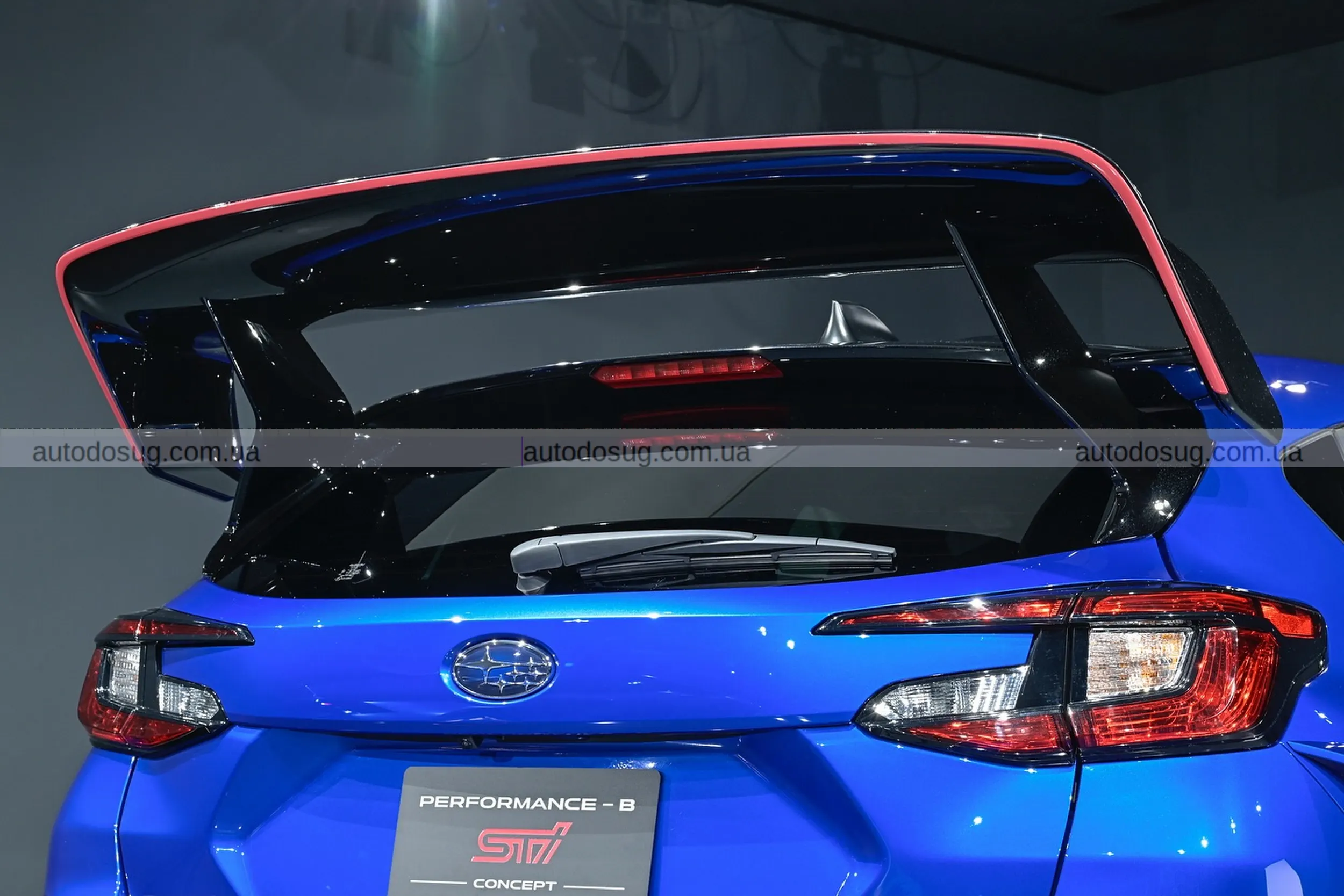 Subaru знову грає на два фронти