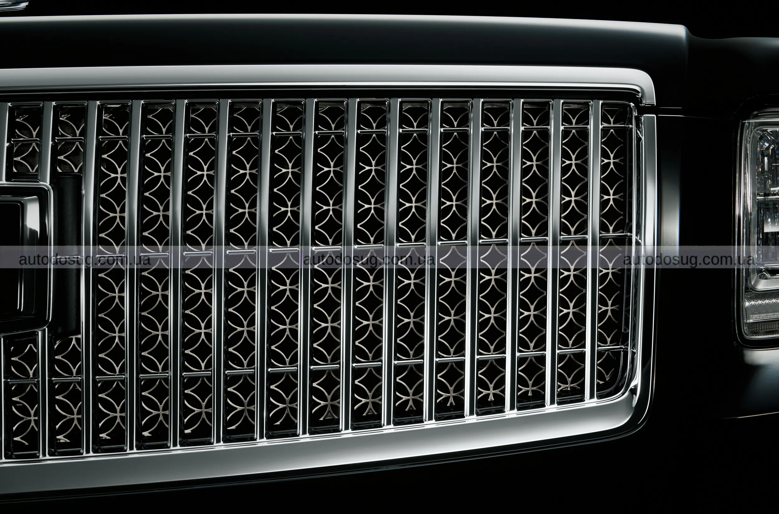 Toyota Century повертається