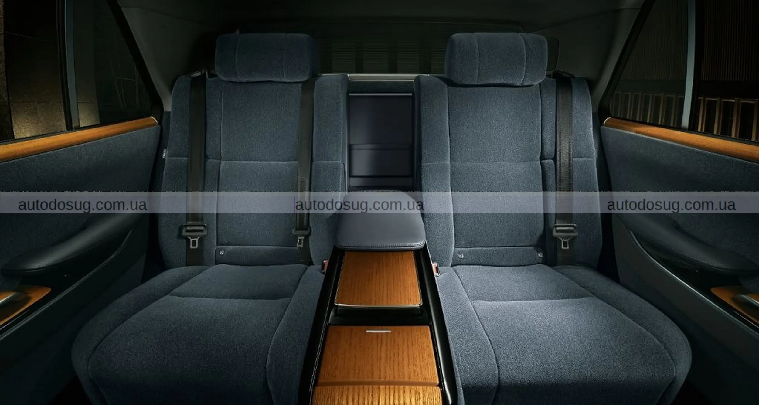 Toyota Century повертається