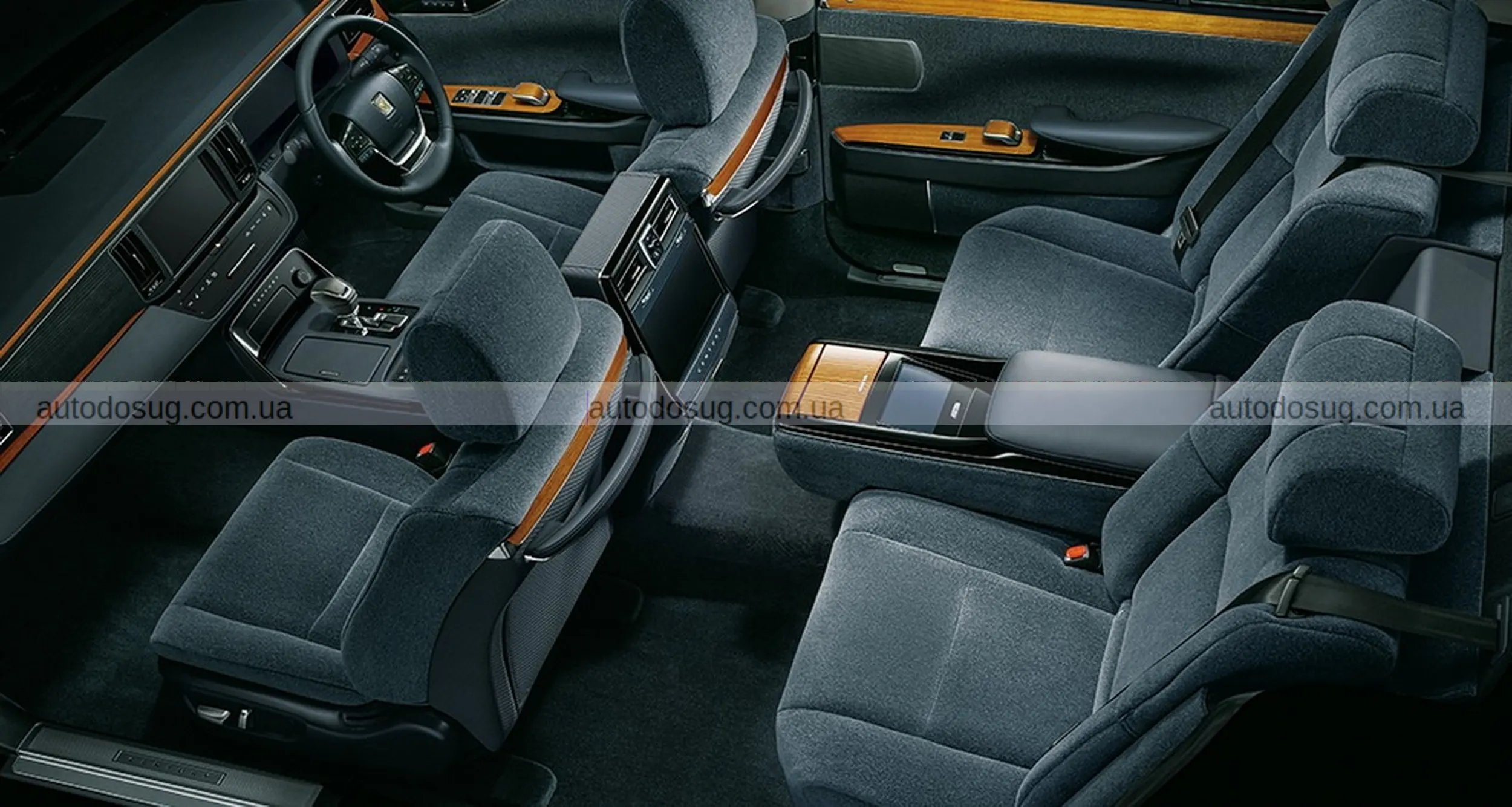 Toyota Century повертається