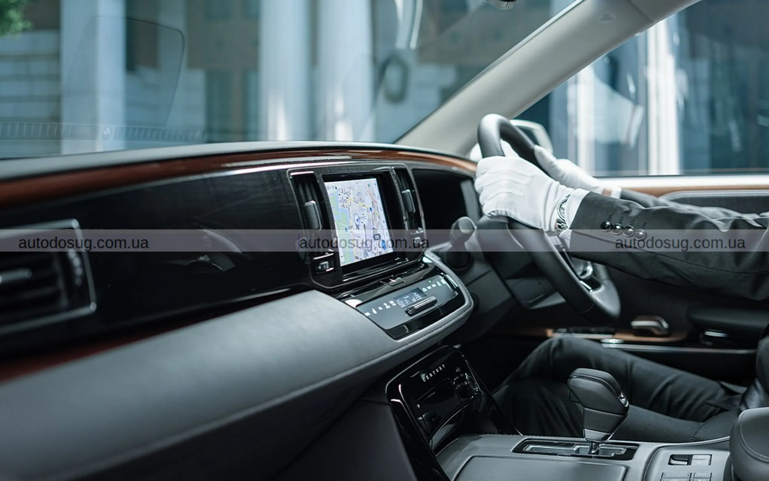 Toyota Century повертається