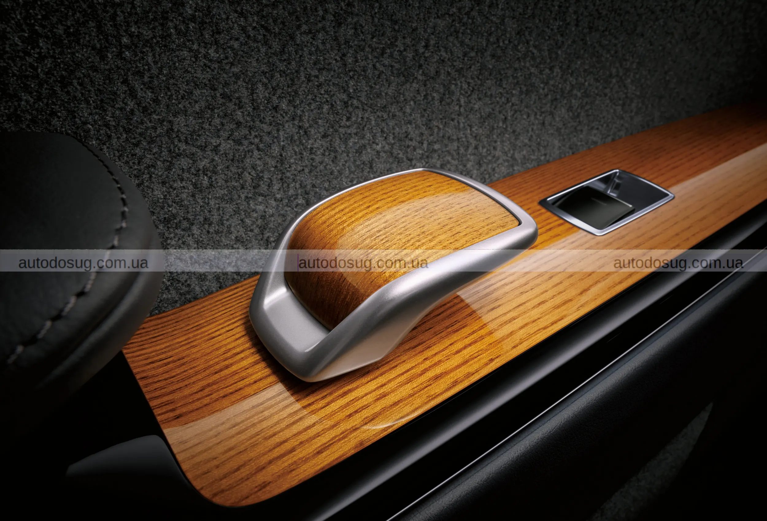 Toyota Century повертається