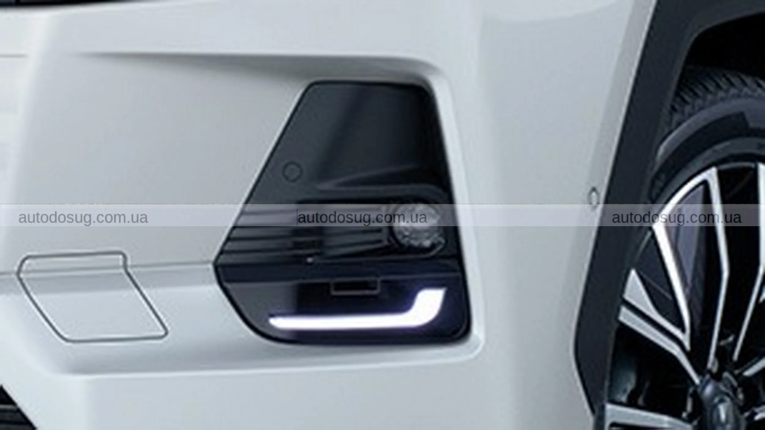 Toyota запускає новий RAV4 Modellista виключно з гібридним двигуном