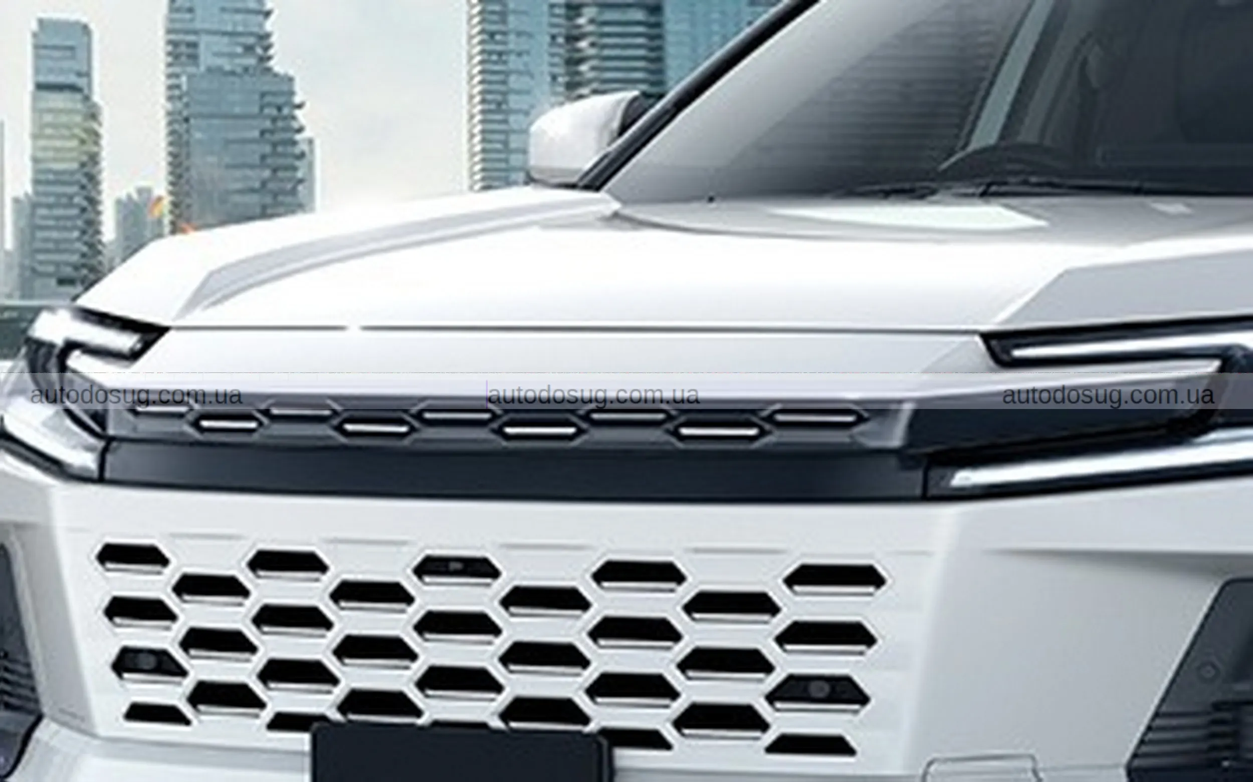 Toyota запускає новий RAV4 Modellista виключно з гібридним двигуном