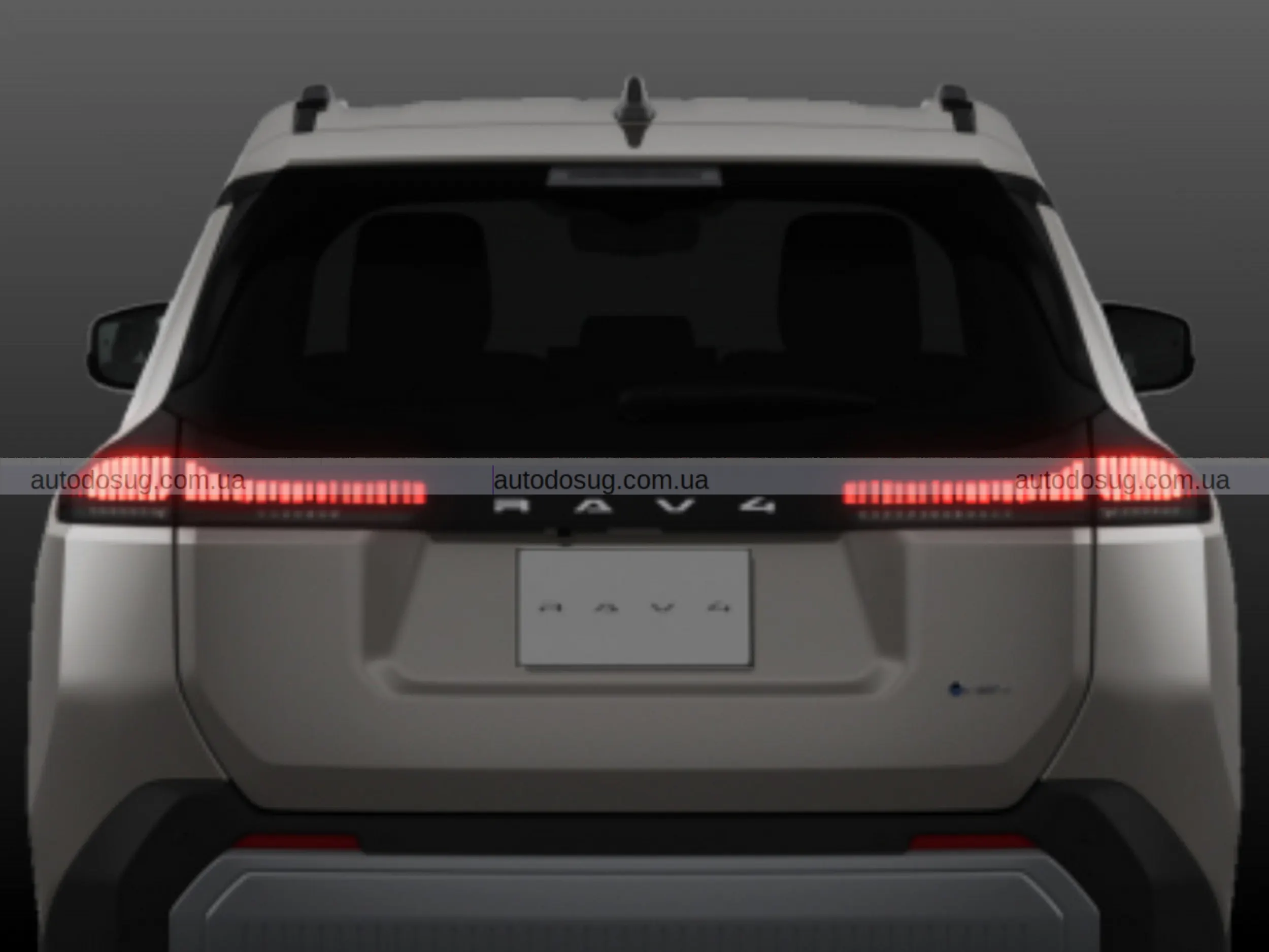 Toyota запускає новий RAV4 Modellista виключно з гібридним двигуном