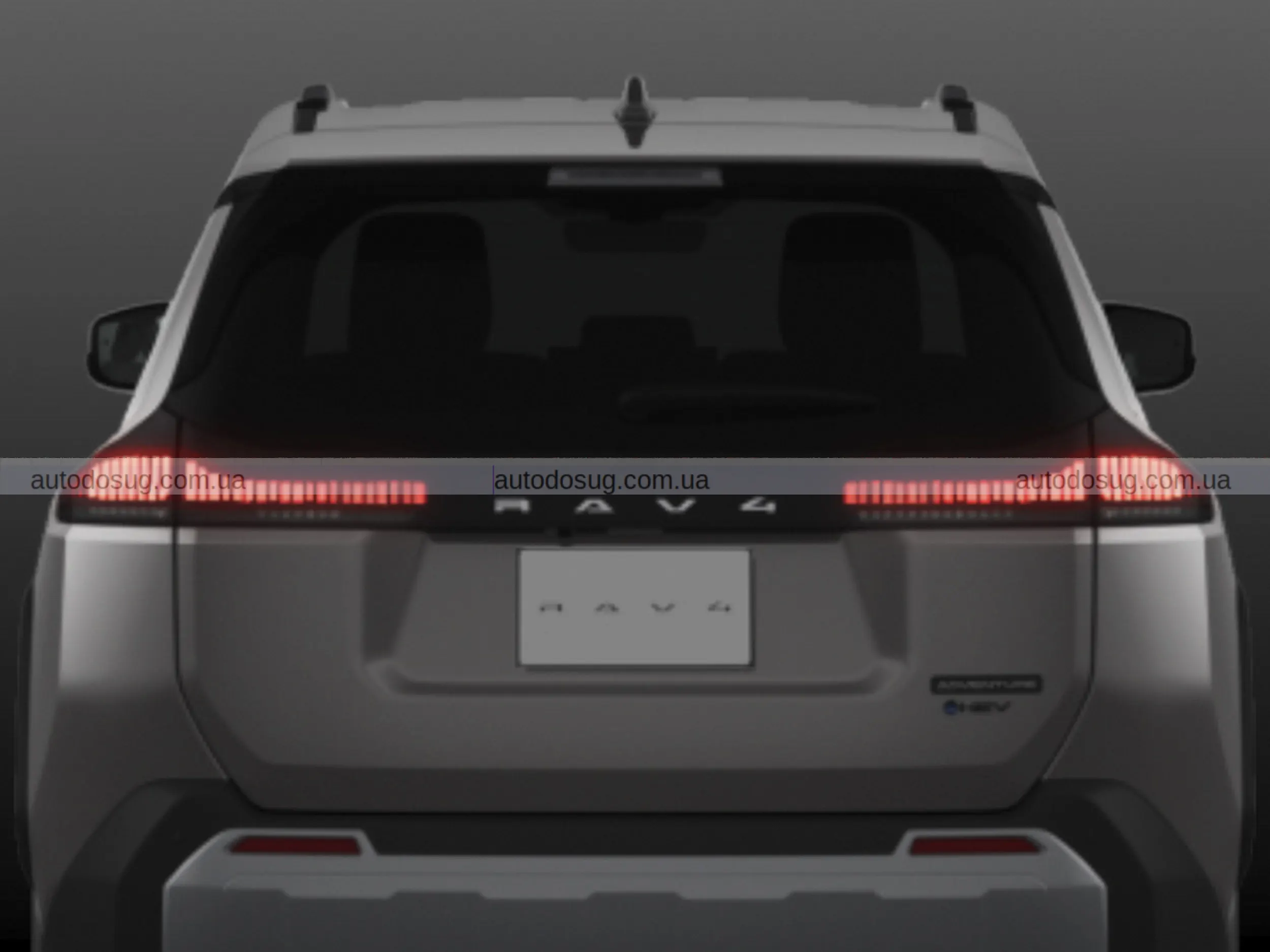 Toyota запускає новий RAV4 Modellista виключно з гібридним двигуном