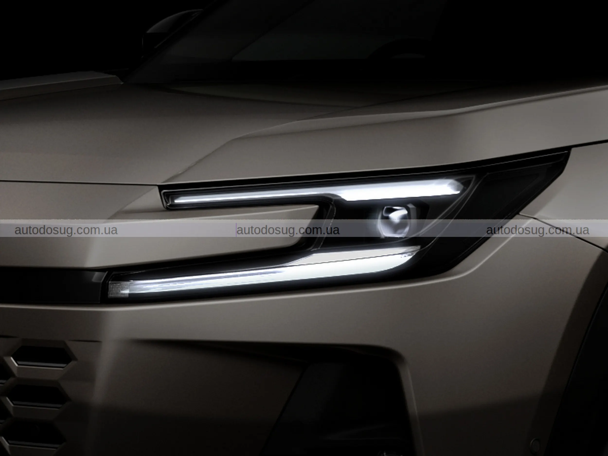 Toyota запускає новий RAV4 Modellista виключно з гібридним двигуном