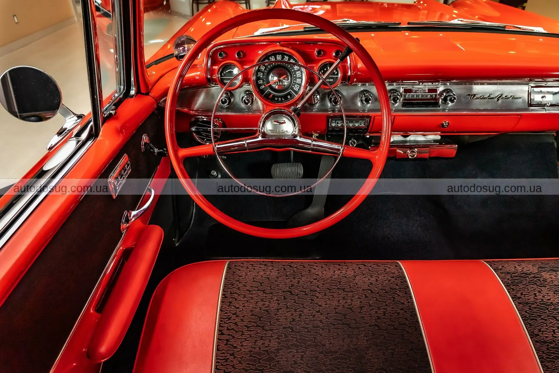 Цей класичний Chevrolet стає вірусним завдяки тому, що жоден сучасний автомобіль не може повторити