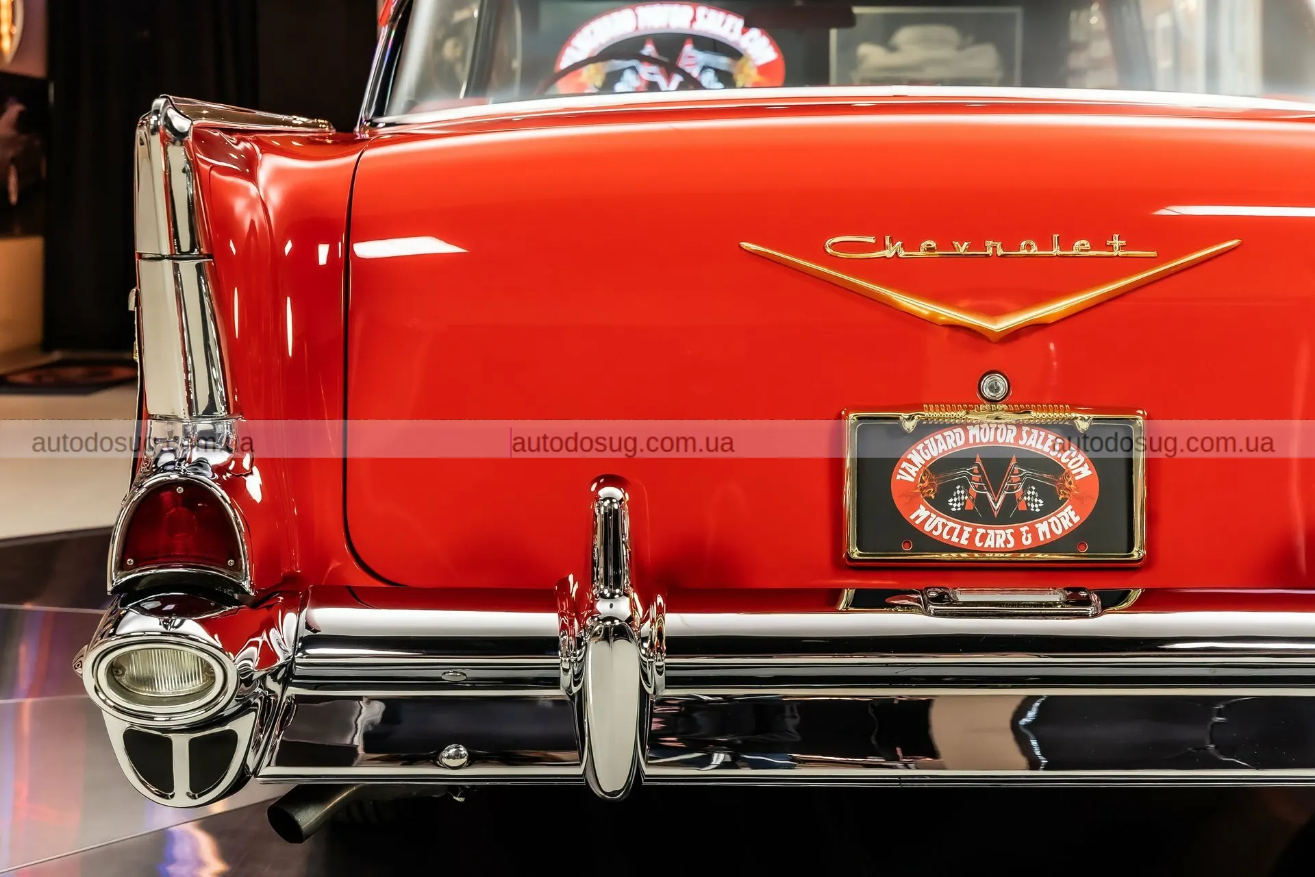 Цей класичний Chevrolet стає вірусним завдяки тому, що жоден сучасний автомобіль не може повторити