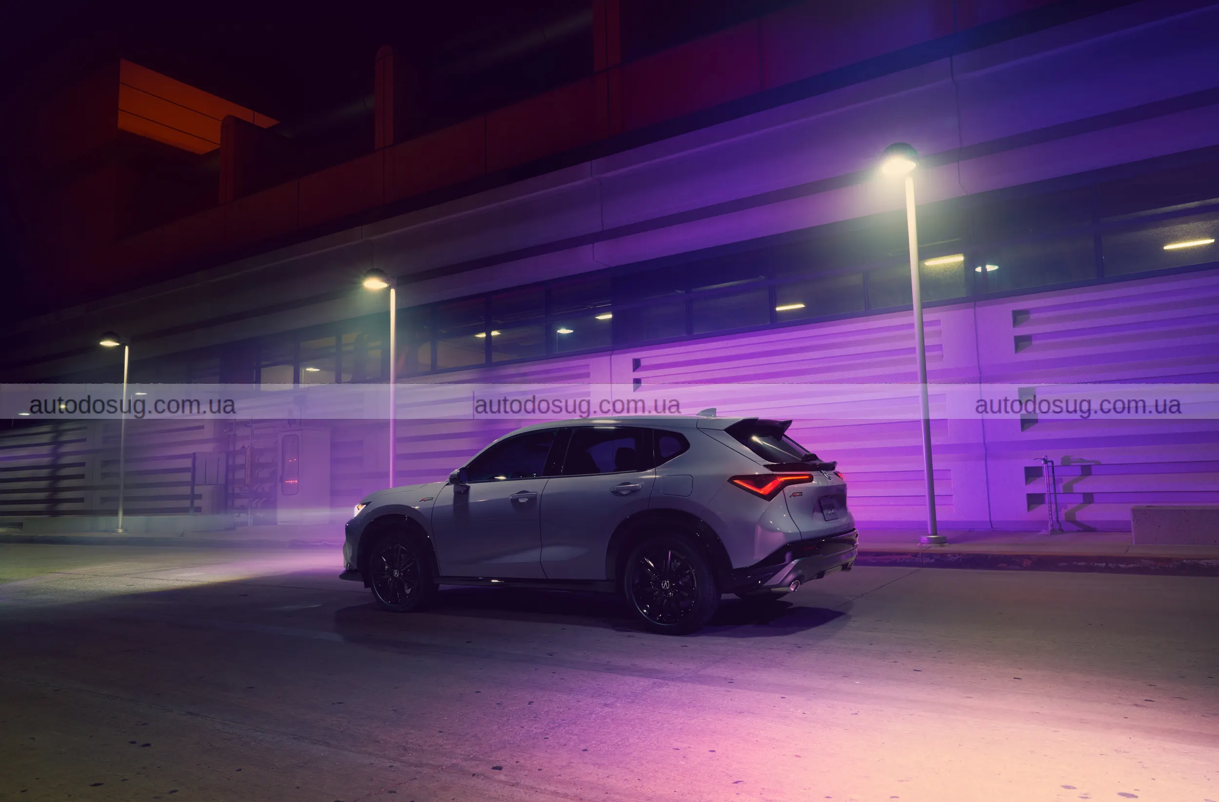 Acura ADX 2026 року надходить до дилерів з новим кольором фарби