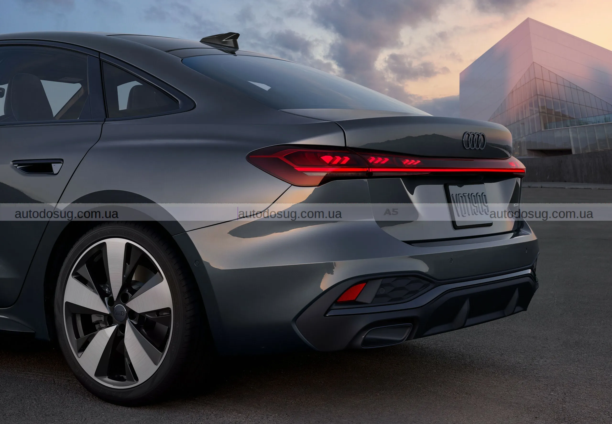 Audi перезапускає A5 і Q5 із новим цифровим характером