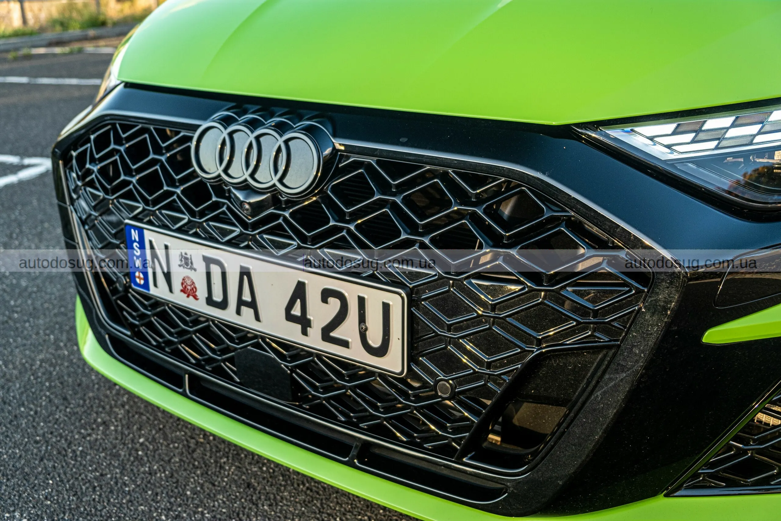 Audi RS3 Sedan 2026 виглядає як маленький монстр із великим духом