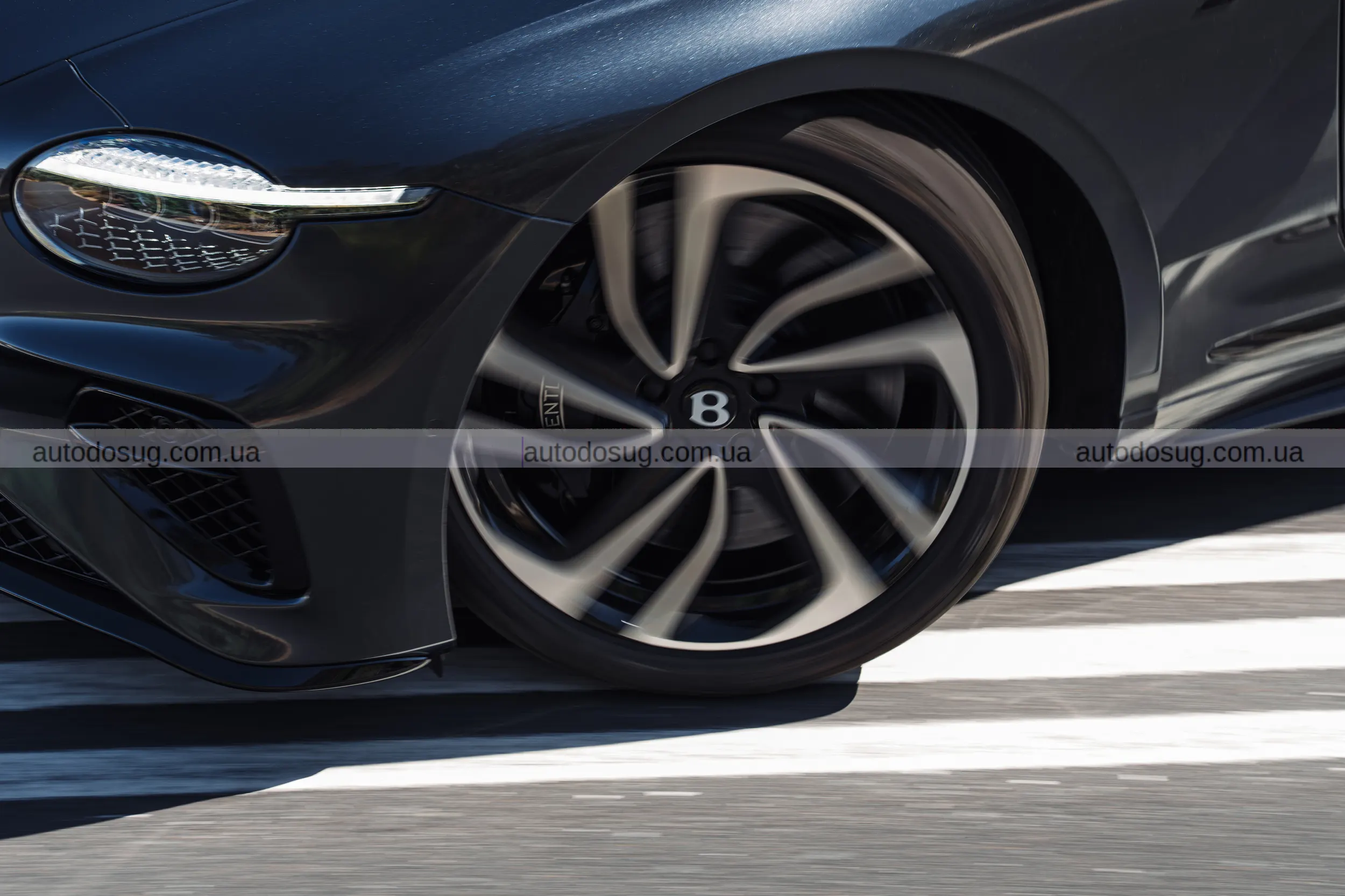 Bentley Continental GT S народжує нову еру розкоші з драйвом та може проїхати 50 миль без пального