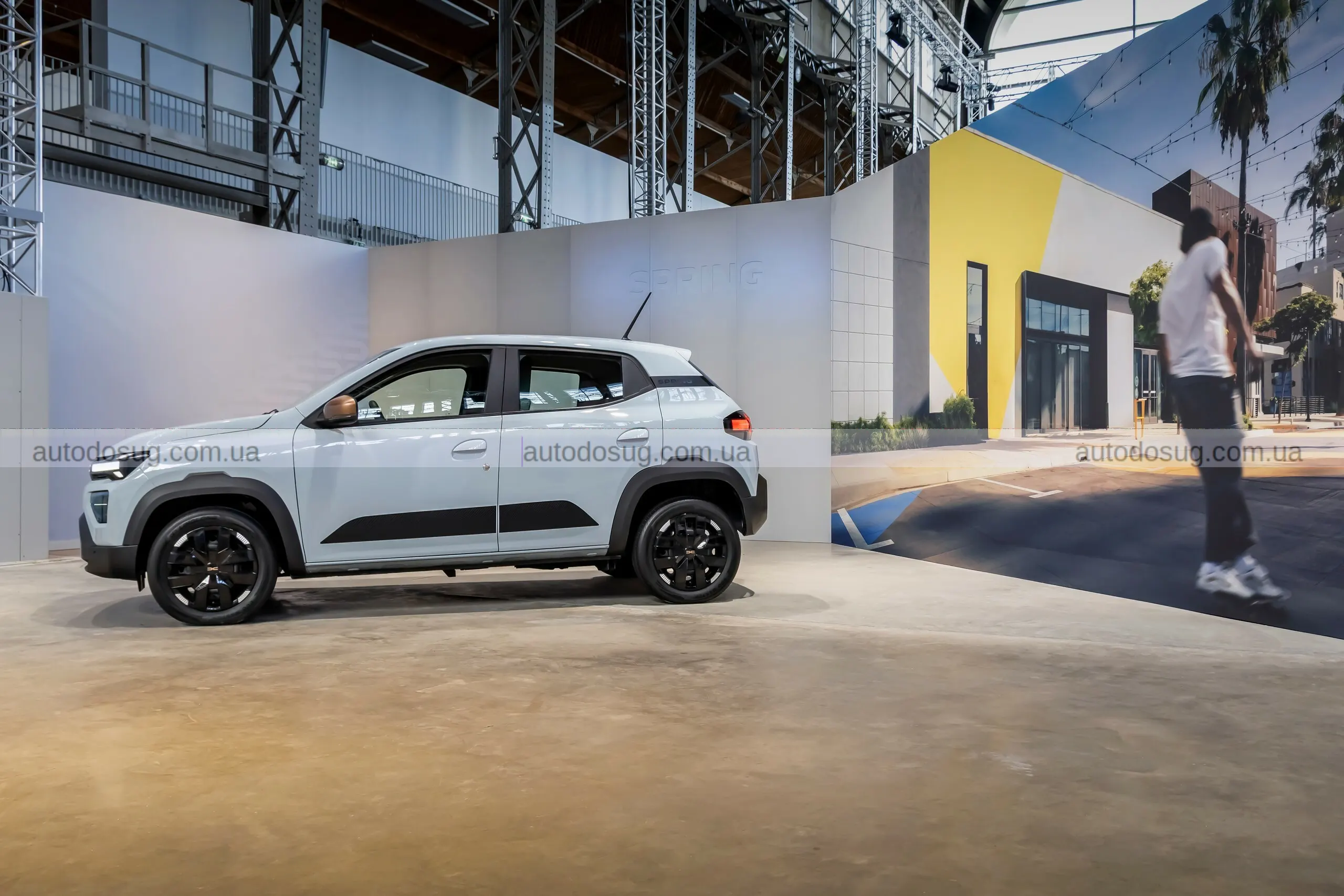 Dacia зробила електрокар ще доступнішим — і він вартує майже на $6 000 менше